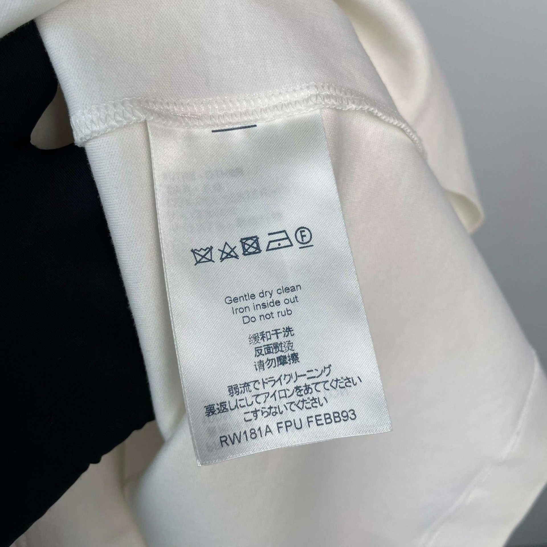 Louis Vuitton Louis Vuitton Cotton White T-Shirt M Women Size M / US 6-8 / IT 42-44 - 5 Thumbnail