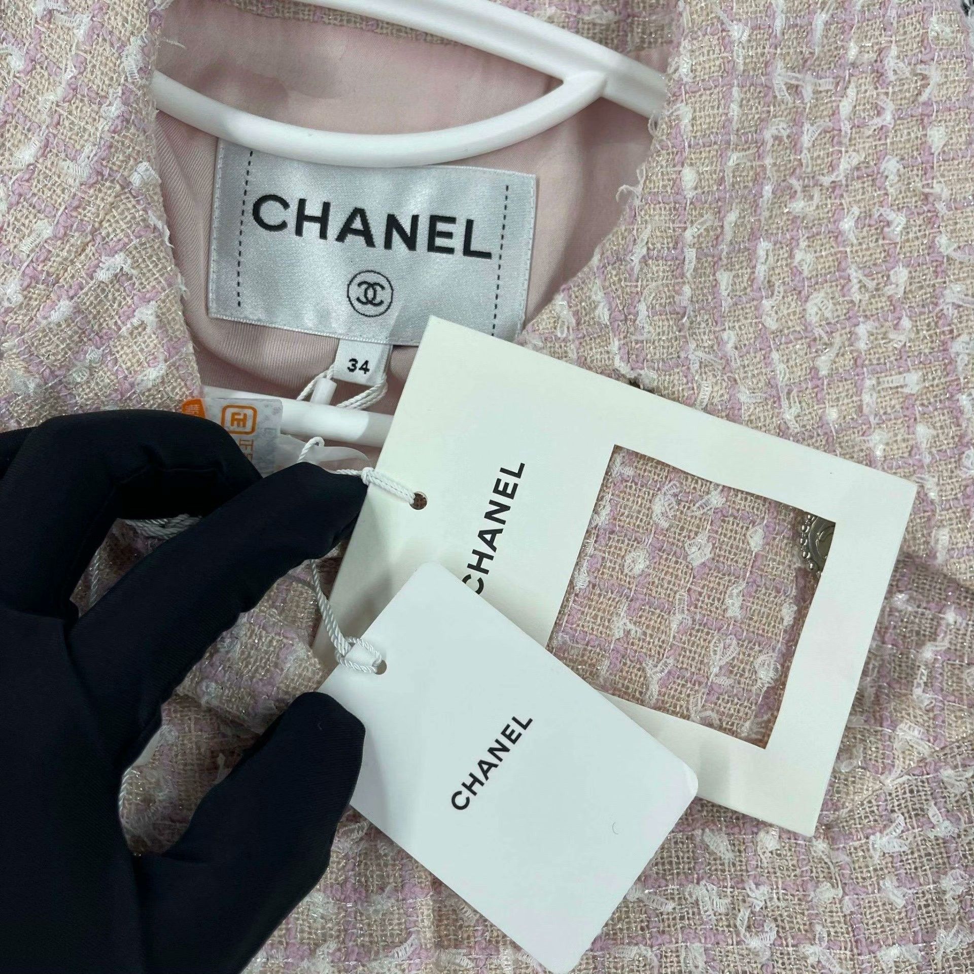 Chanel Chanel Jacket M Women Size M / US 6-8 / IT 42-44 - 3 Thumbnail