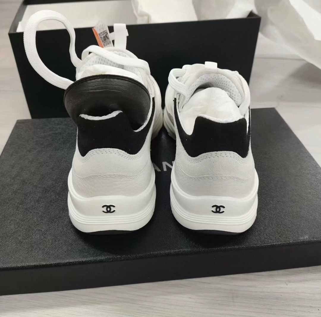 Chanel Chanel Leather White Lowtop Sneakers 35 Women Size US 5 / IT 35 - 3 Thumbnail