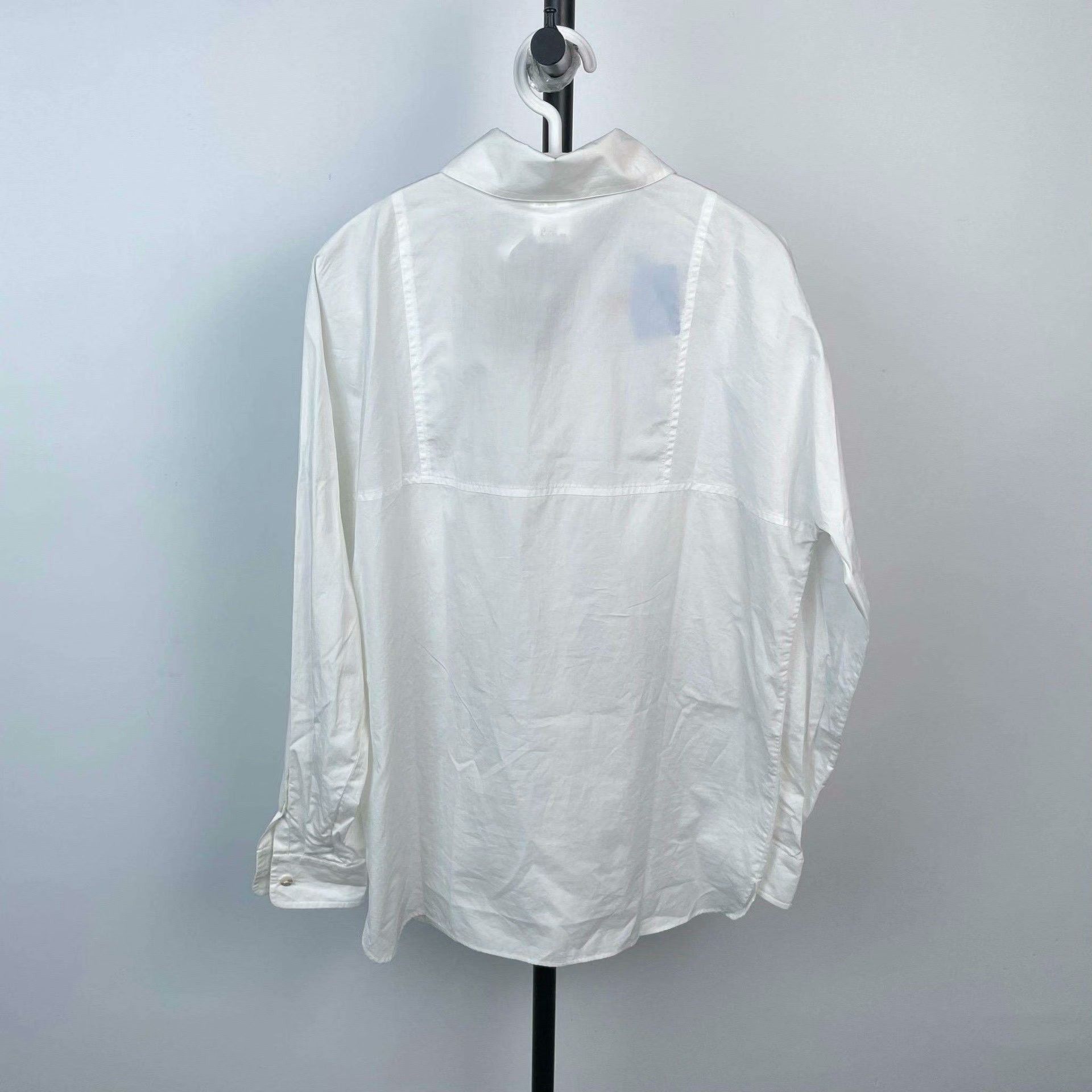 Chanel Chanel White Button Up 38 Women Size S / US 4 / IT 40 - 2 Thumbnail