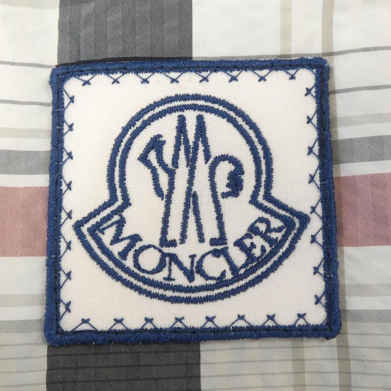 Moncler Moncler Moncler Coat Textile Outerwear DUTY FREE for USA Size ONE SIZE - 8 Thumbnail
