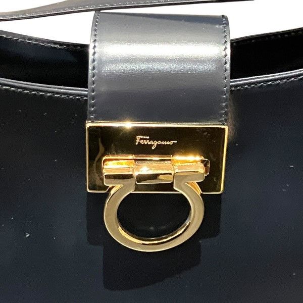 Salvatore Ferragamo Salvatore Ferragamo Salvatore Ferragamo Leather Shoulder Bag Leather Shoulder Bag DUTY FREE for USA Size ONE SIZE - 9 Thumbnail