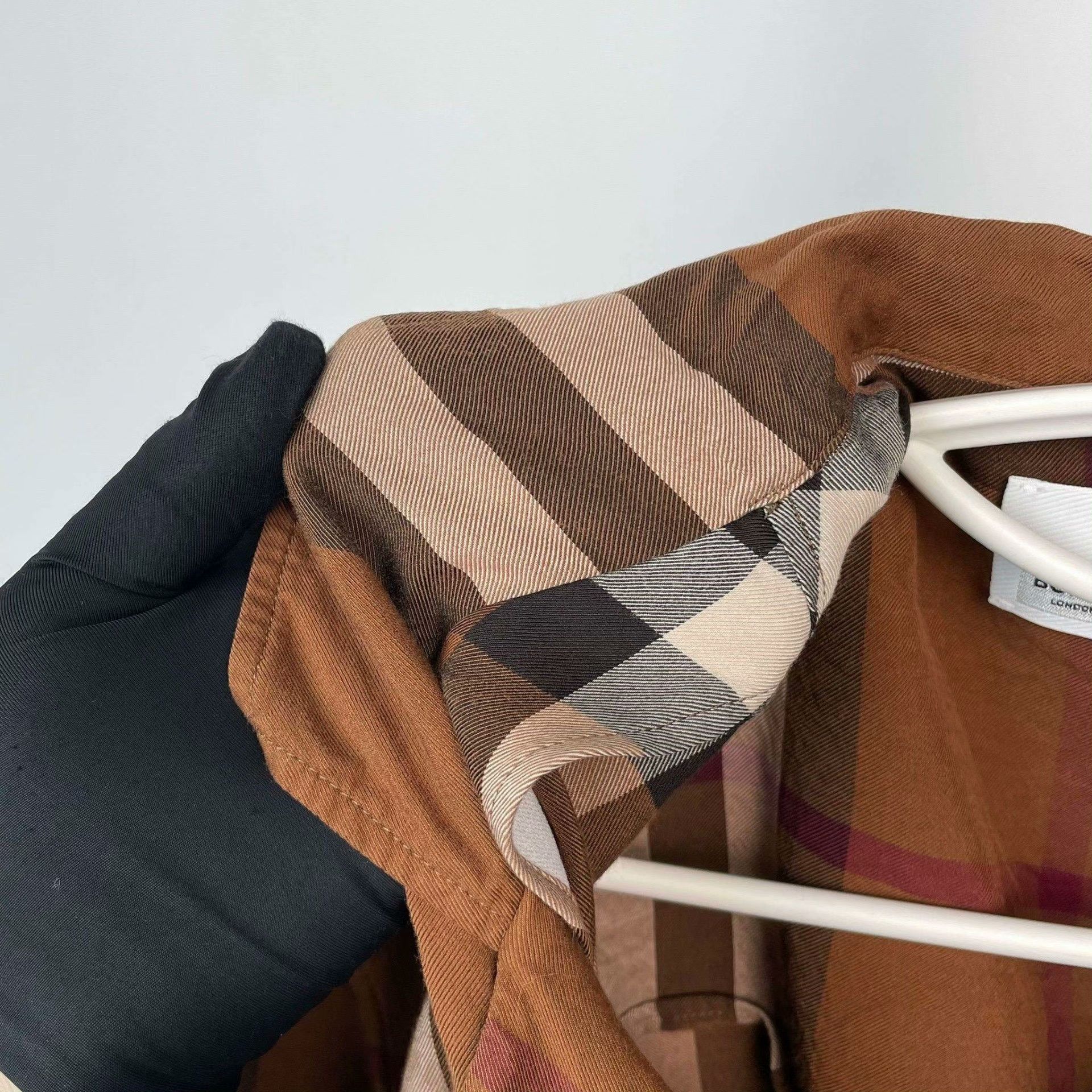 Burberry Burberry Brown Shirt 2XS Men Size US XS / EU 42 / 0 - 5 Thumbnail