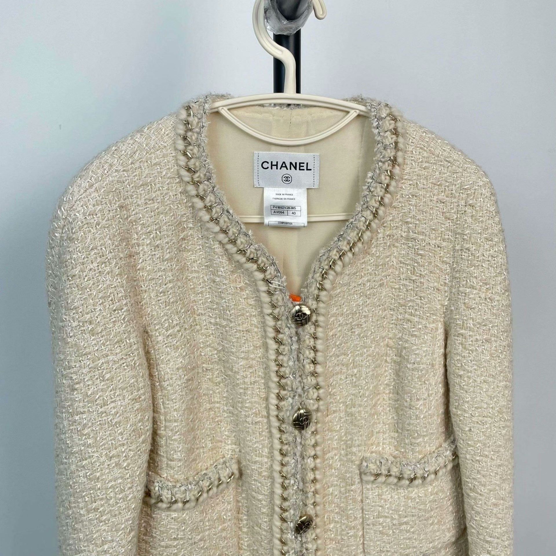 Chanel Chanel White Jacket 40 Women Size M / US 6-8 / IT 42-44 - 9 Thumbnail
