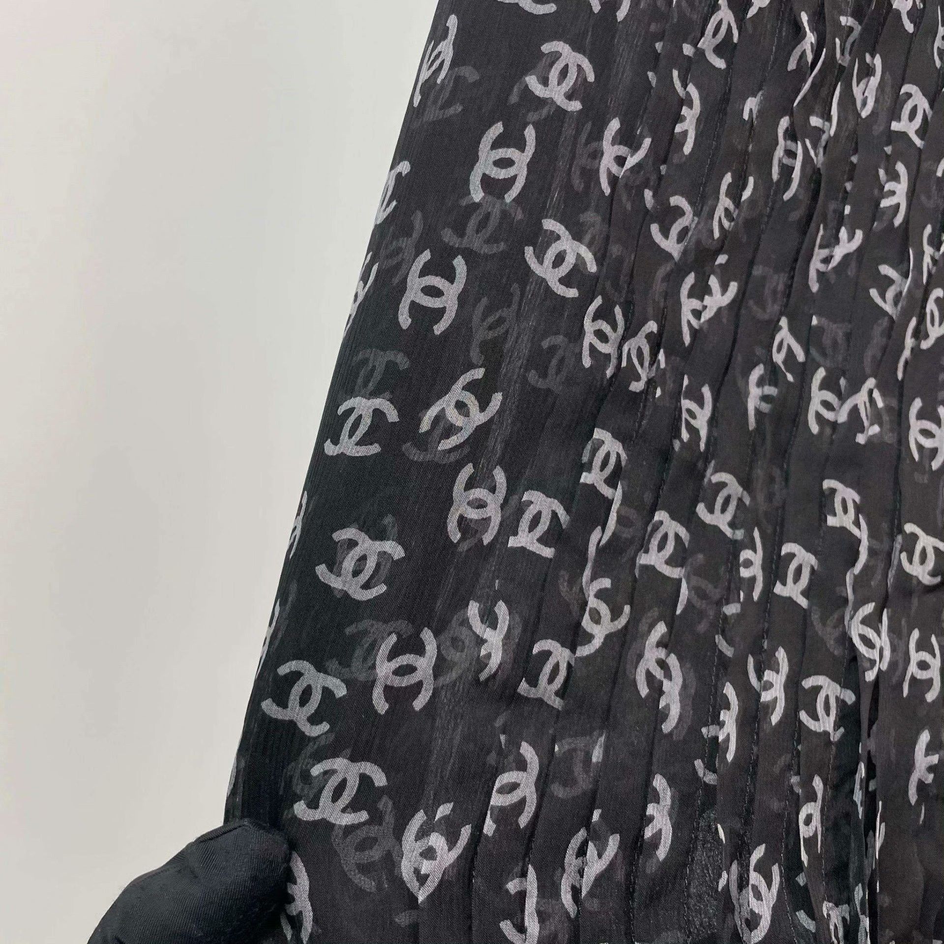 Chanel Chanel Black Mini Dress 34 Women Size XXS / US 00 / IT 34 - 8 Thumbnail
