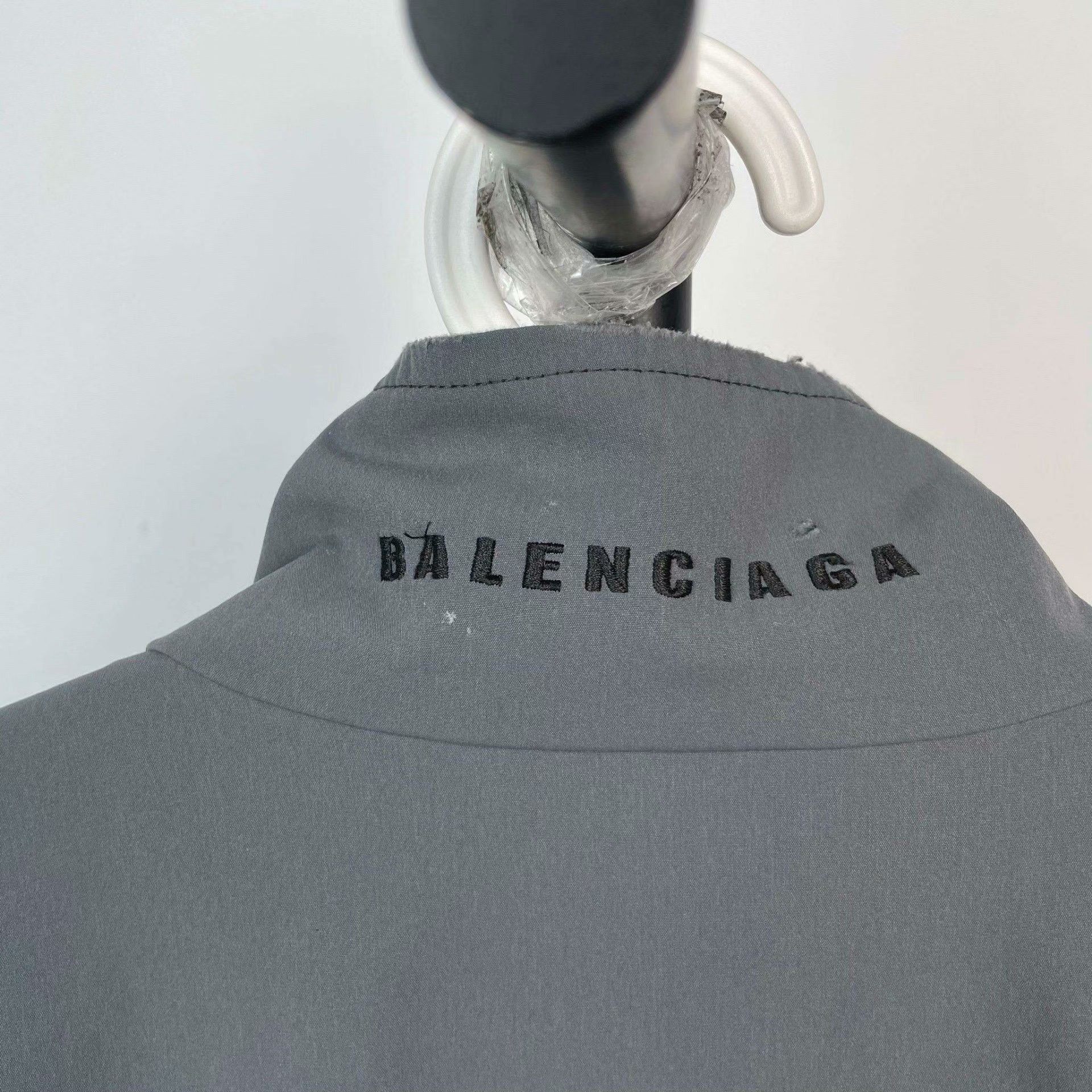 Balenciaga Balenciaga Blue Light Jacket 46 Men Size US L / EU 52-54 / 3 - 6 Thumbnail