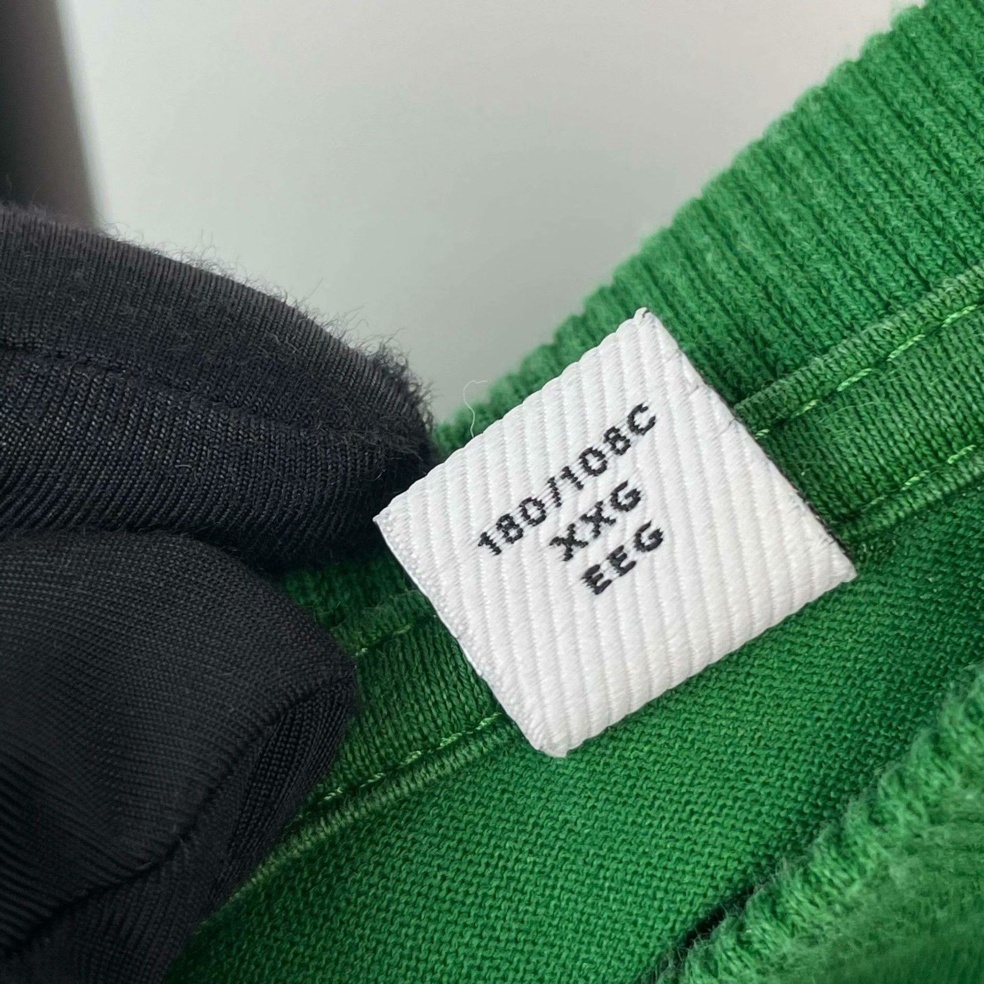 Burberry Burberry Retro Embroidered Green T-Shirt XXL Men Size US XXL / EU 58 / 5 - 7 Thumbnail