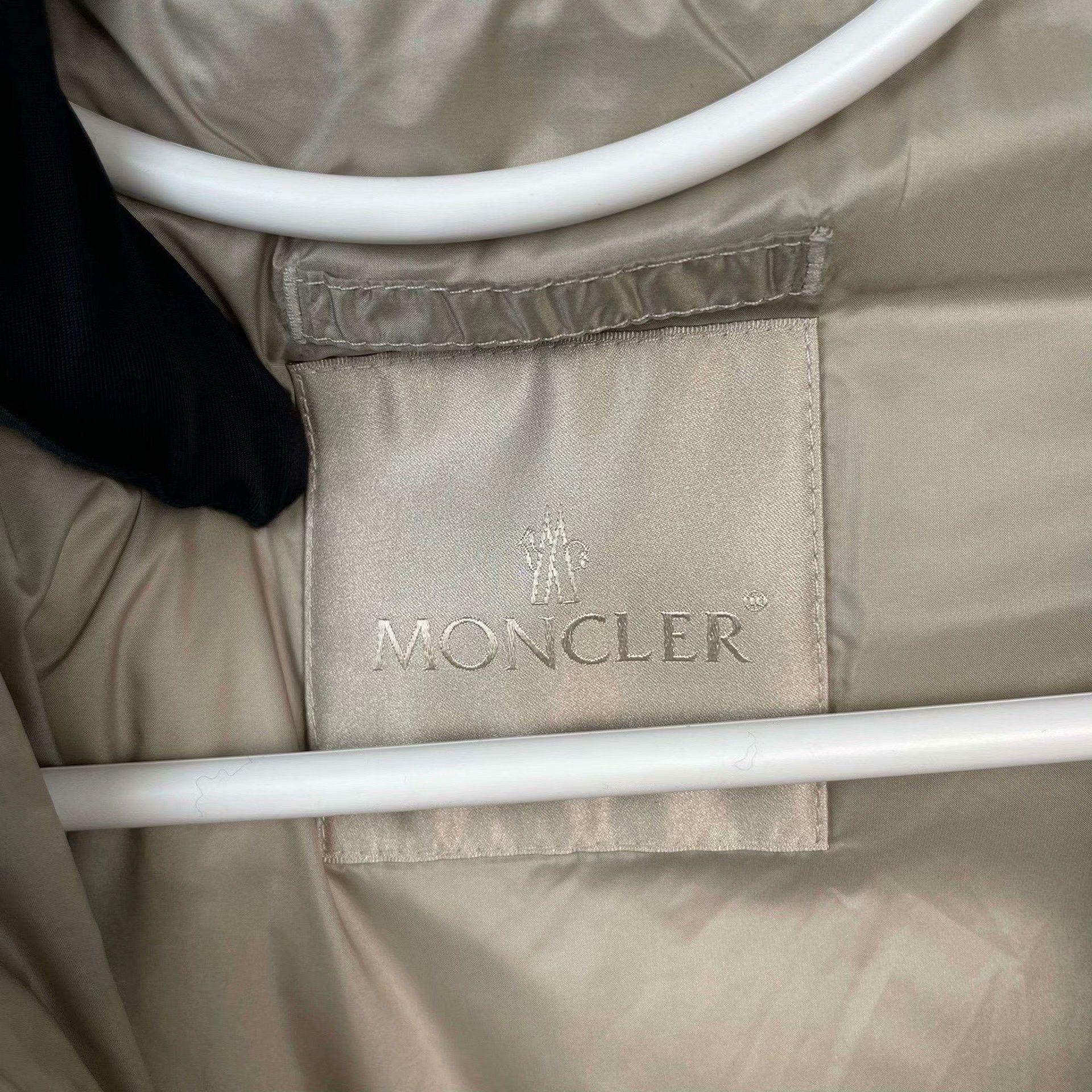 Moncler Moncler Down Long Beige Down Jacket S Women Size S / US 4 / IT 40 - 8 Thumbnail