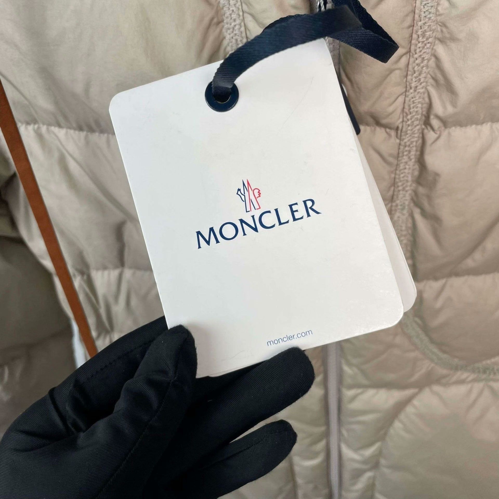 Moncler Moncler Down Long Beige Down Jacket S Women Size S / US 4 / IT 40 - 5 Thumbnail