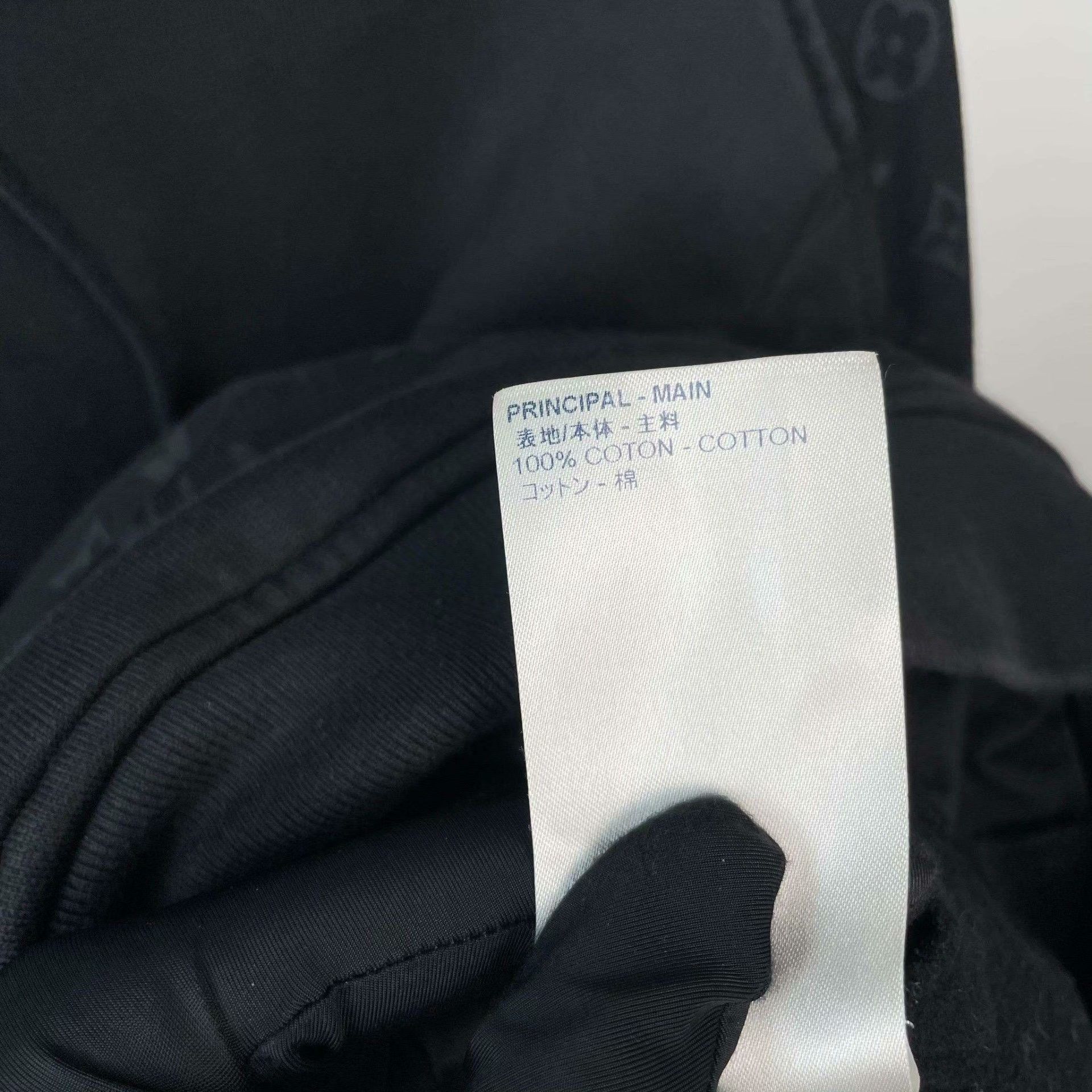Louis Vuitton Louis Vuitton Printed Black Hoodie S Women Size S / US 4 / IT 40 - 6 Thumbnail