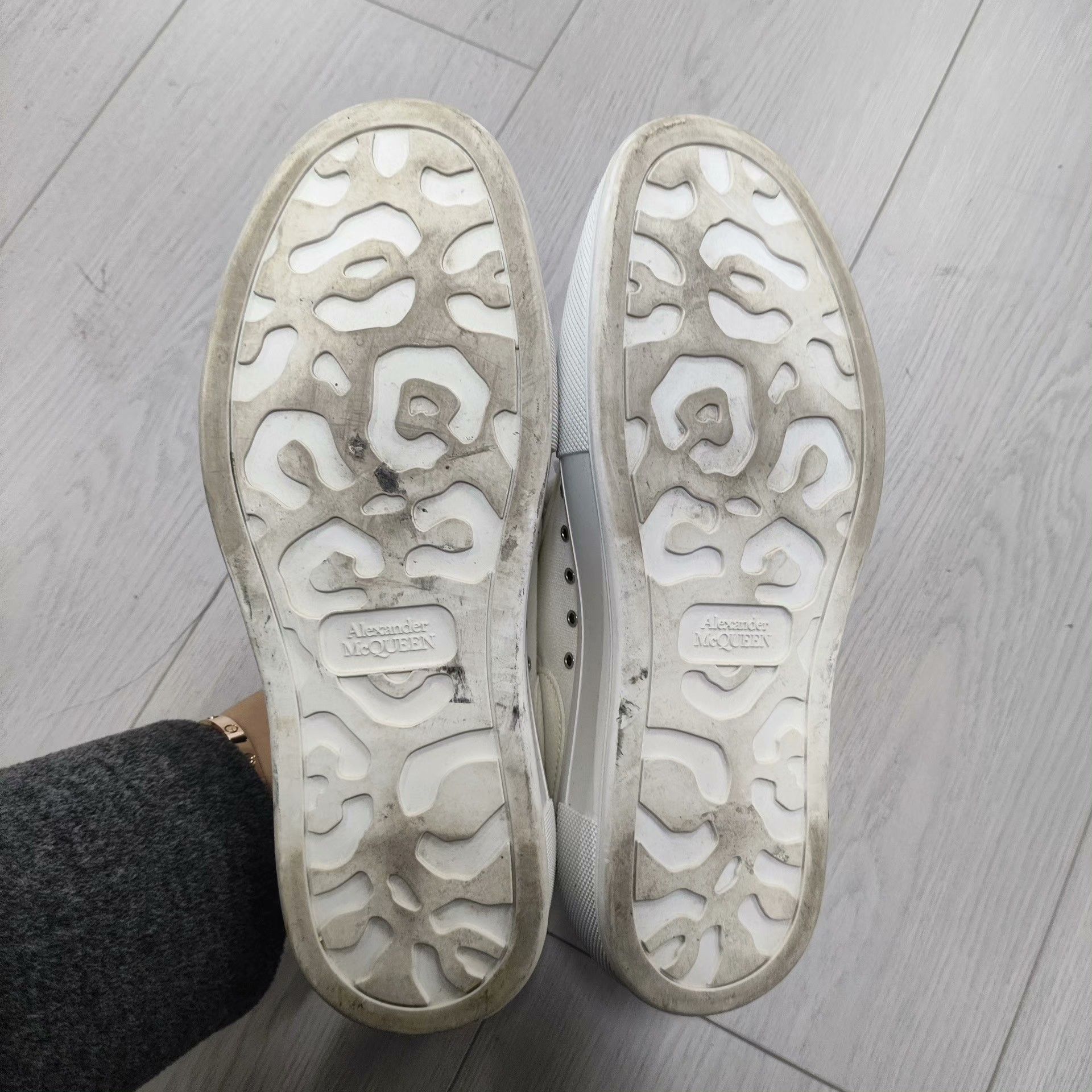 Alexander McQueen Alexander McQueen Canvas White Hoodie 40 Men Size US M / EU 48-50 / 2 - 2 Thumbnail