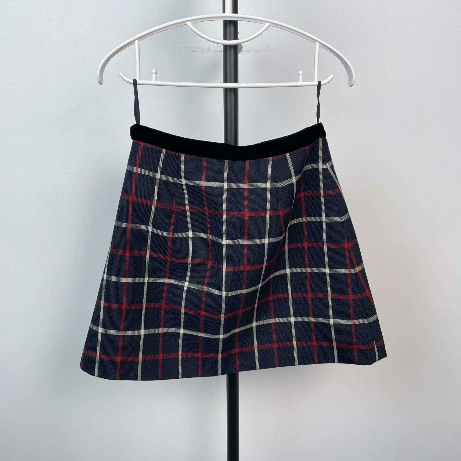 Miu Miu Miu Miu Plaid Skirt S Women Size 26" / US 2 / IT 38 - 2 Thumbnail