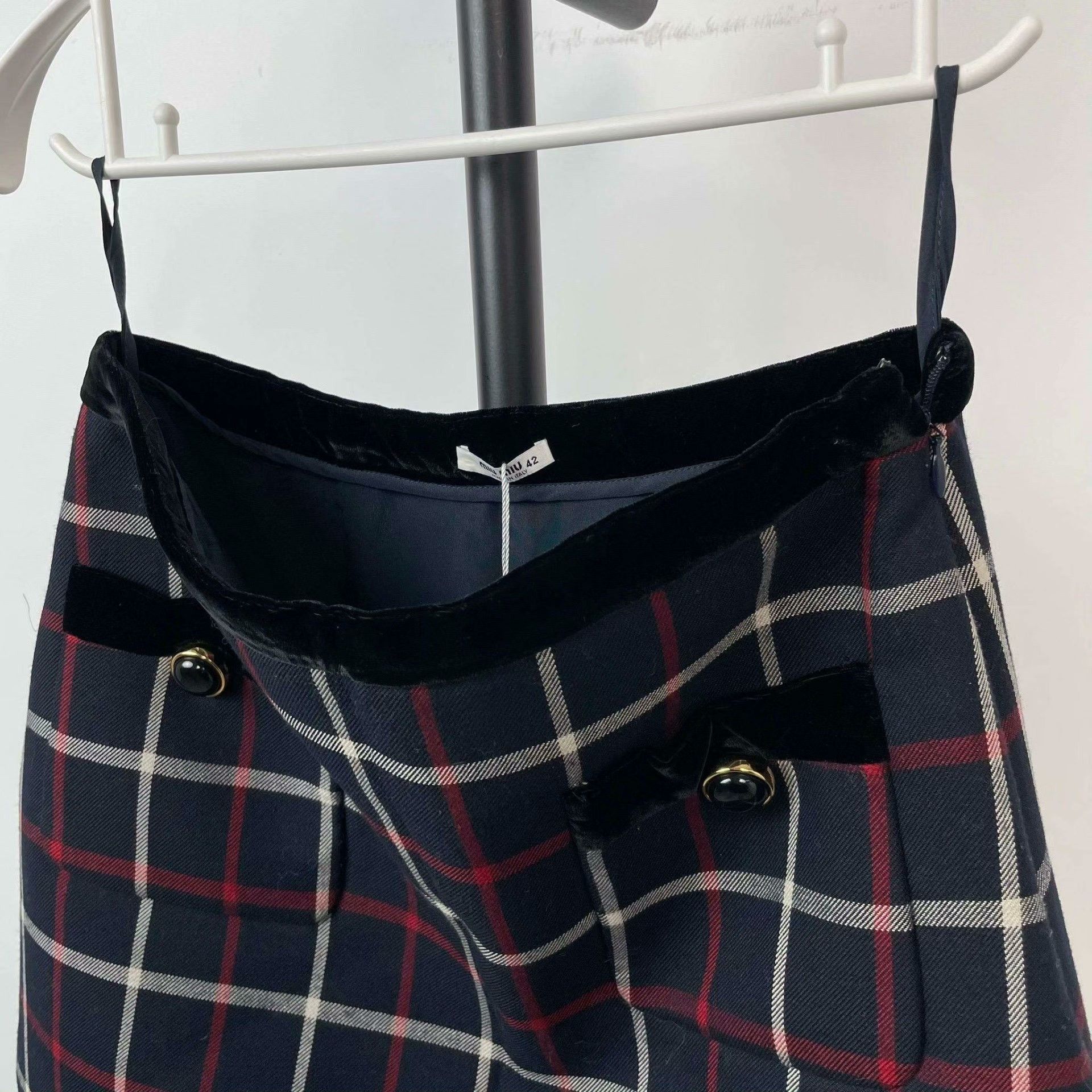 Miu Miu Miu Miu Plaid Skirt S Women Size 26" / US 2 / IT 38 - 8 Thumbnail