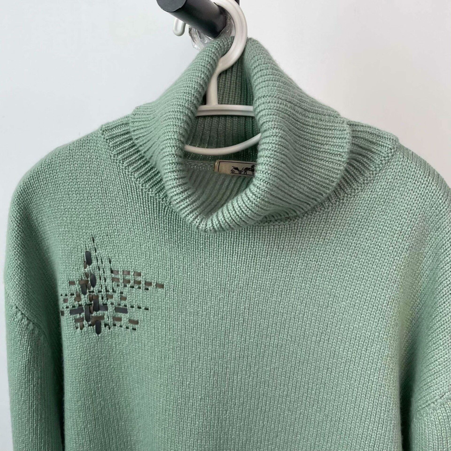 Hermes Hermes Green Sweater M Women Size M / US 6-8 / IT 42-44 - 7 Thumbnail
