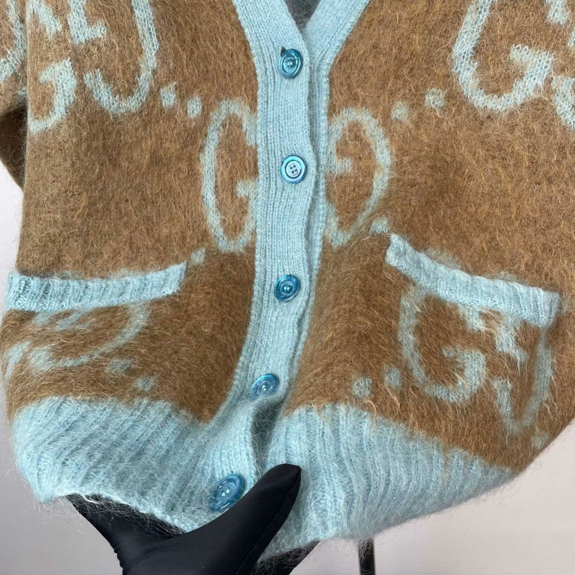 Gucci Gucci Blue Sweater M Women Size M / US 6-8 / IT 42-44 - 8 Thumbnail
