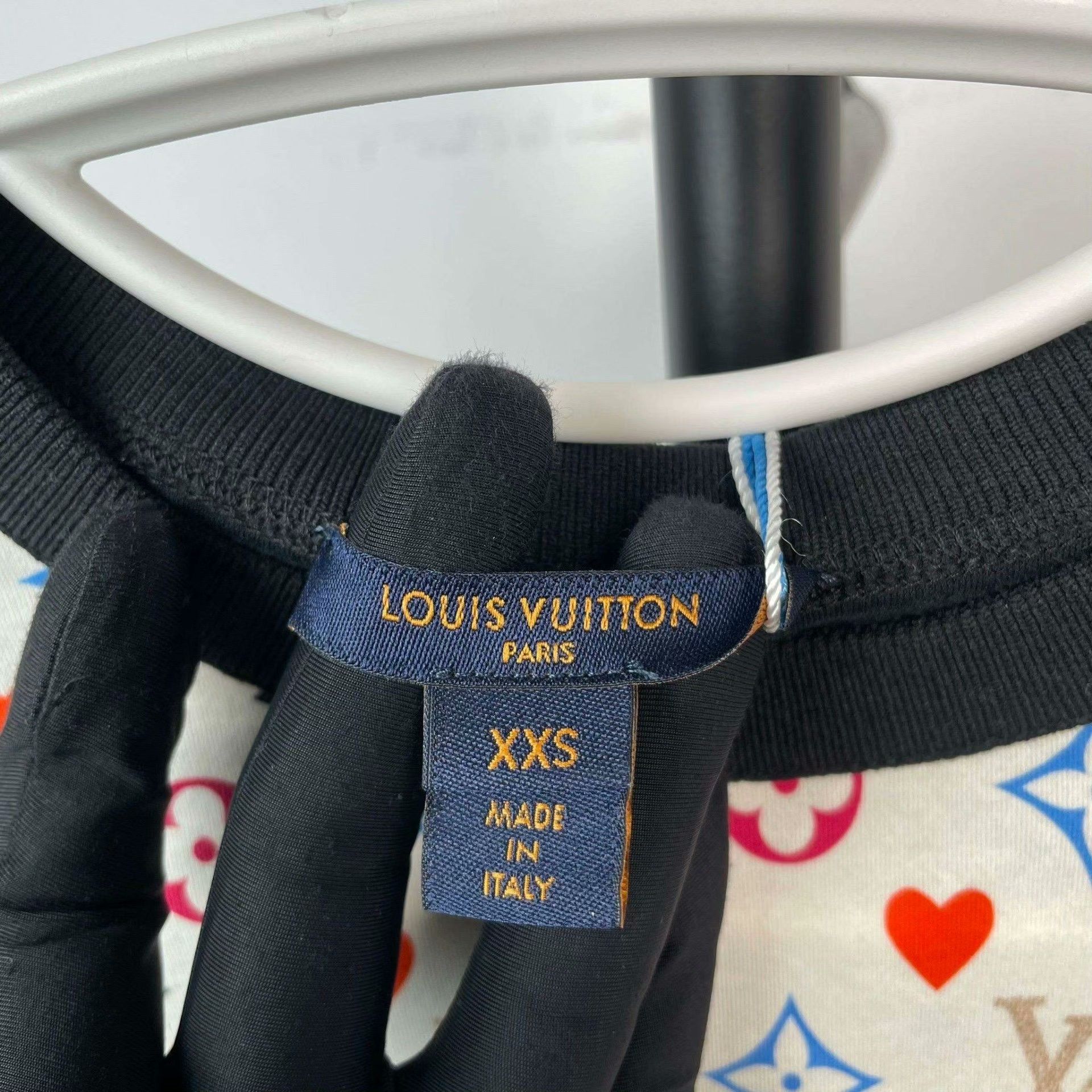 Louis Vuitton Louis Vuitton Retro Multi T-Shirt XXS Women Size XXS / US 00 / IT 34 - 5 Thumbnail