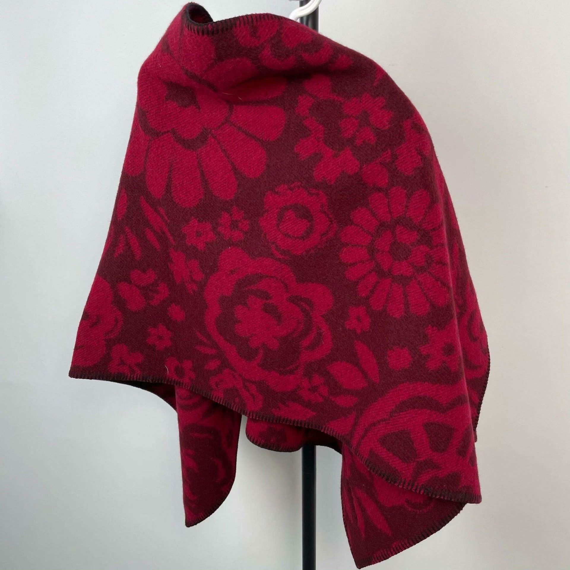 Burberry Burberry Red Scarf 32 Men Size ONE SIZE - 3 Thumbnail