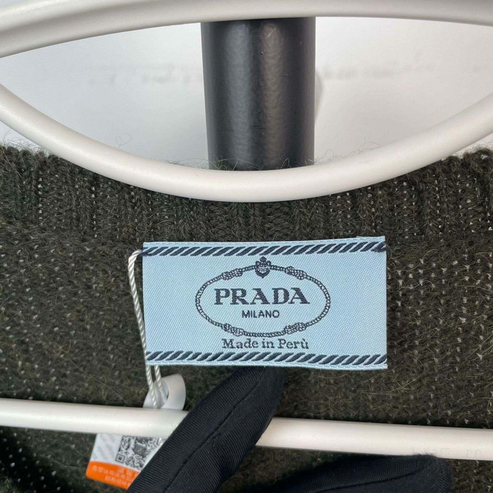 Prada Prada Green Sweater 26 Women Size XS / US 0-2 / IT 36-38 - 3 Thumbnail