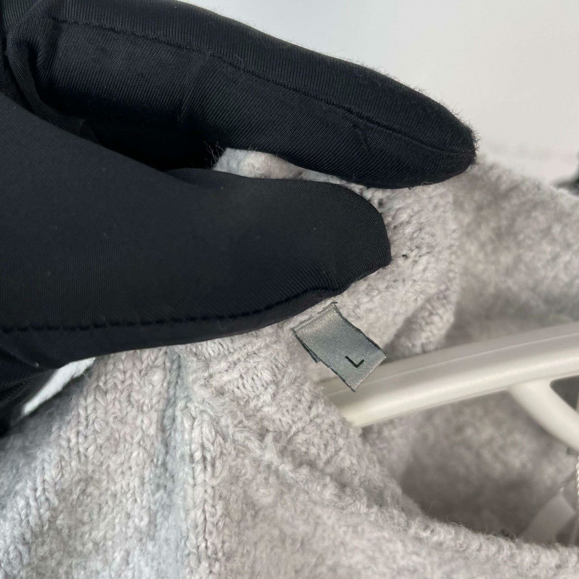Dior Dior Knit Gray Sweater L Women Size L / US 10 / IT 46 - 8 Thumbnail