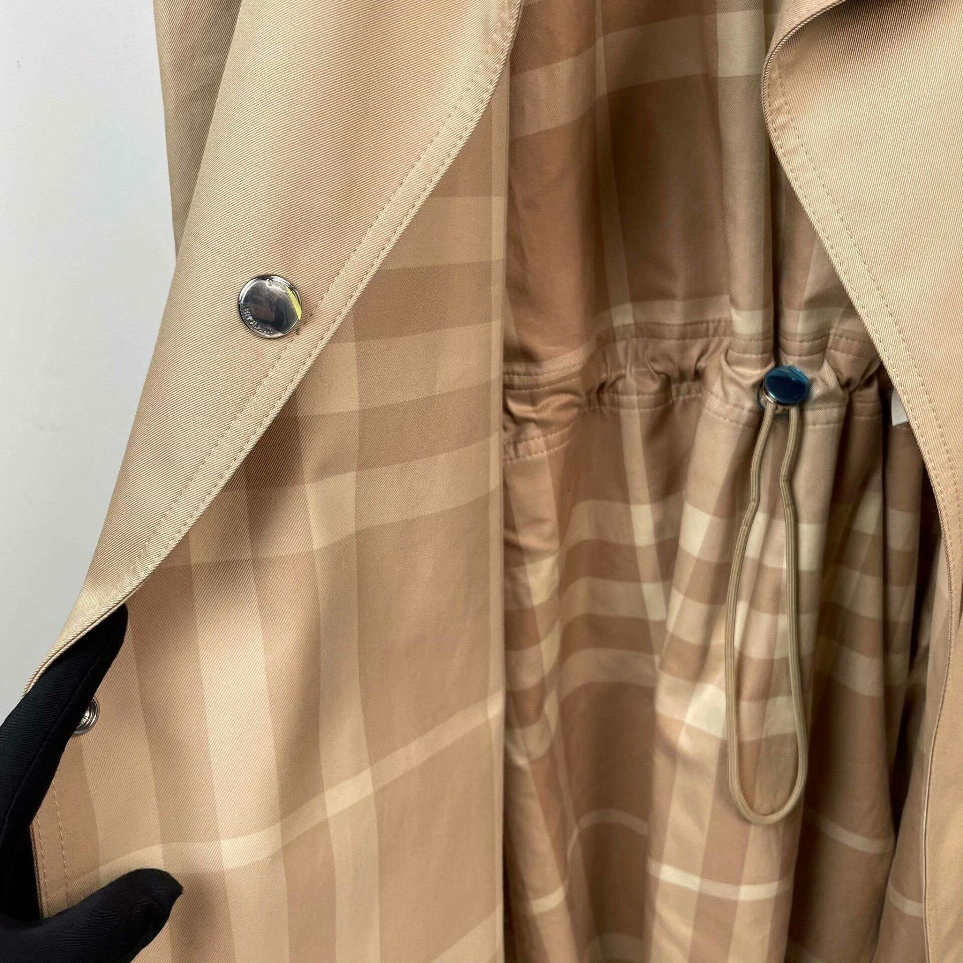 Burberry Burberry Plaid Beige Coat 36 Women Size S / US 4 / IT 40 - 9 Thumbnail