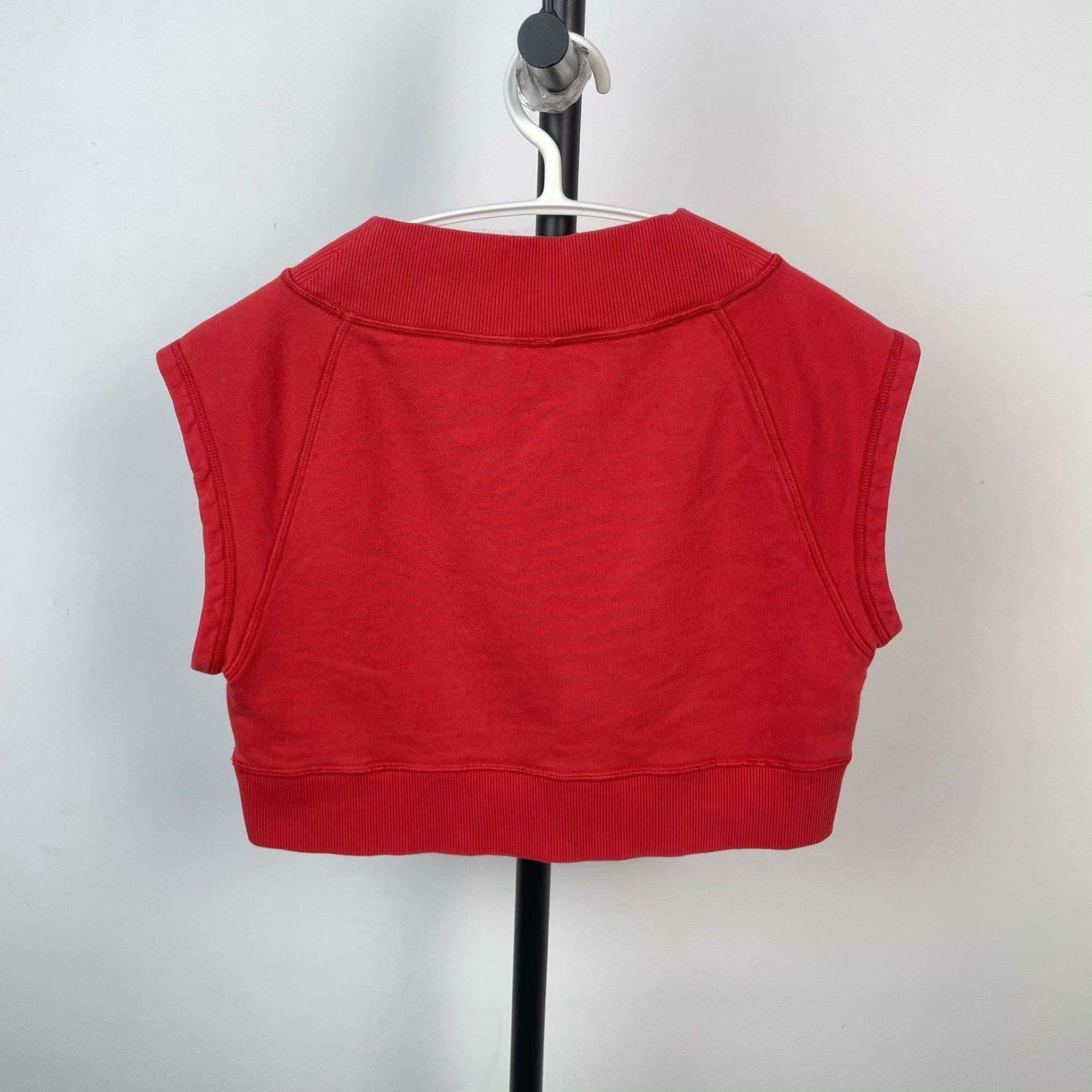 Miu Miu Miu Miu High-Waist Red T-Shirt S Women Size S / US 4 / IT 40 - 2 Thumbnail