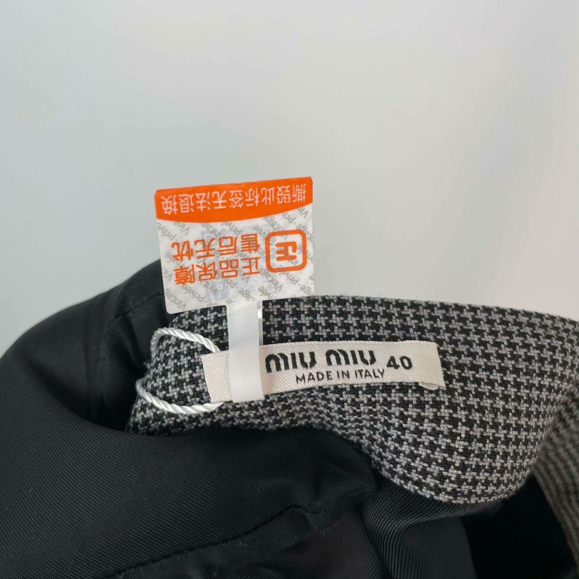 Miu Miu Miu Miu Cotton Plaid Gray Skirt 40 Women Size 40" / US 18 - 8 Thumbnail