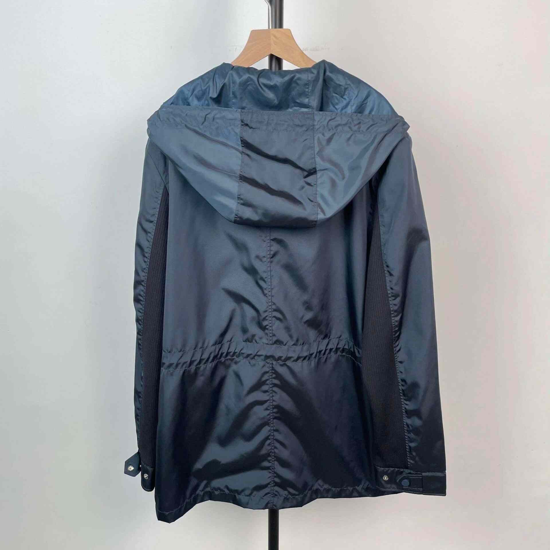Louis Vuitton Louis Vuitton Polyester Blue Light Jacket M Men Size US M / EU 48-50 / 2 - 2 Thumbnail