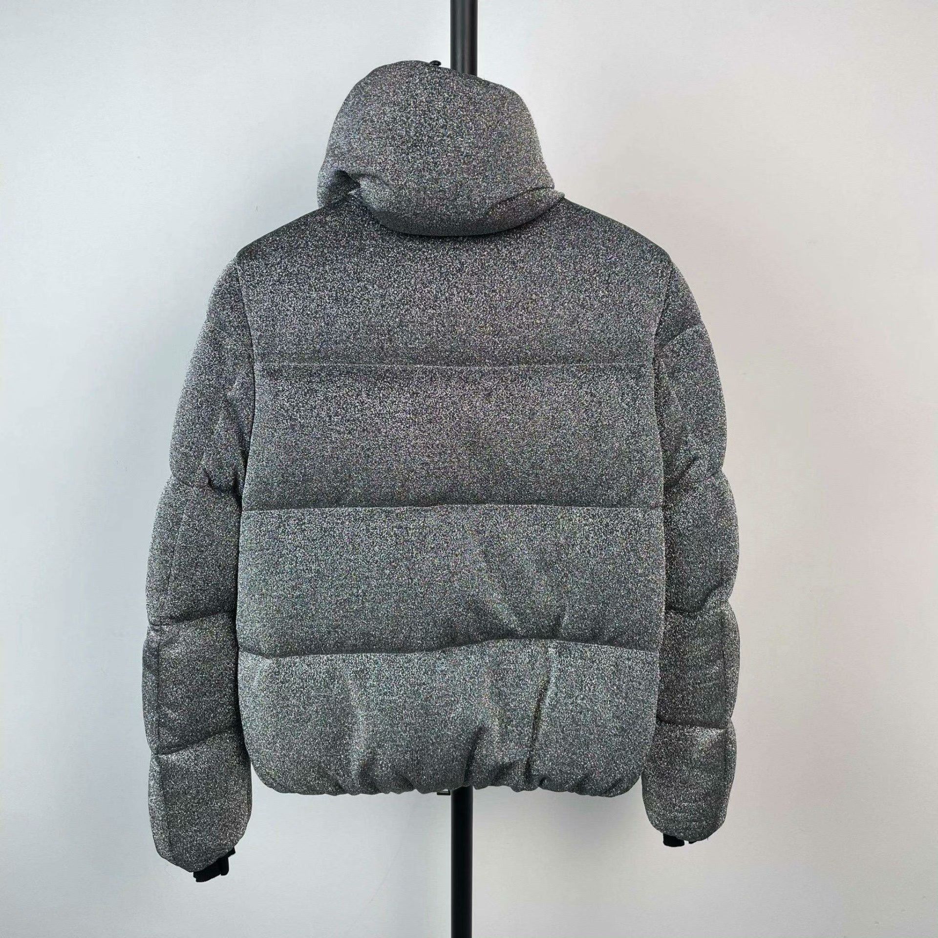 Moncler Moncler Down Down Jacket S Women Size S / US 4 / IT 40 - 2 Thumbnail