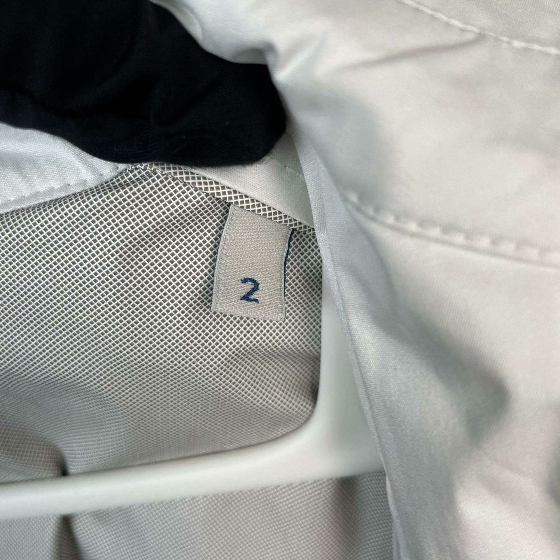 Moncler Moncler White Light Jacket S Men Size US S / EU 44-46 / 1 - 9 Thumbnail