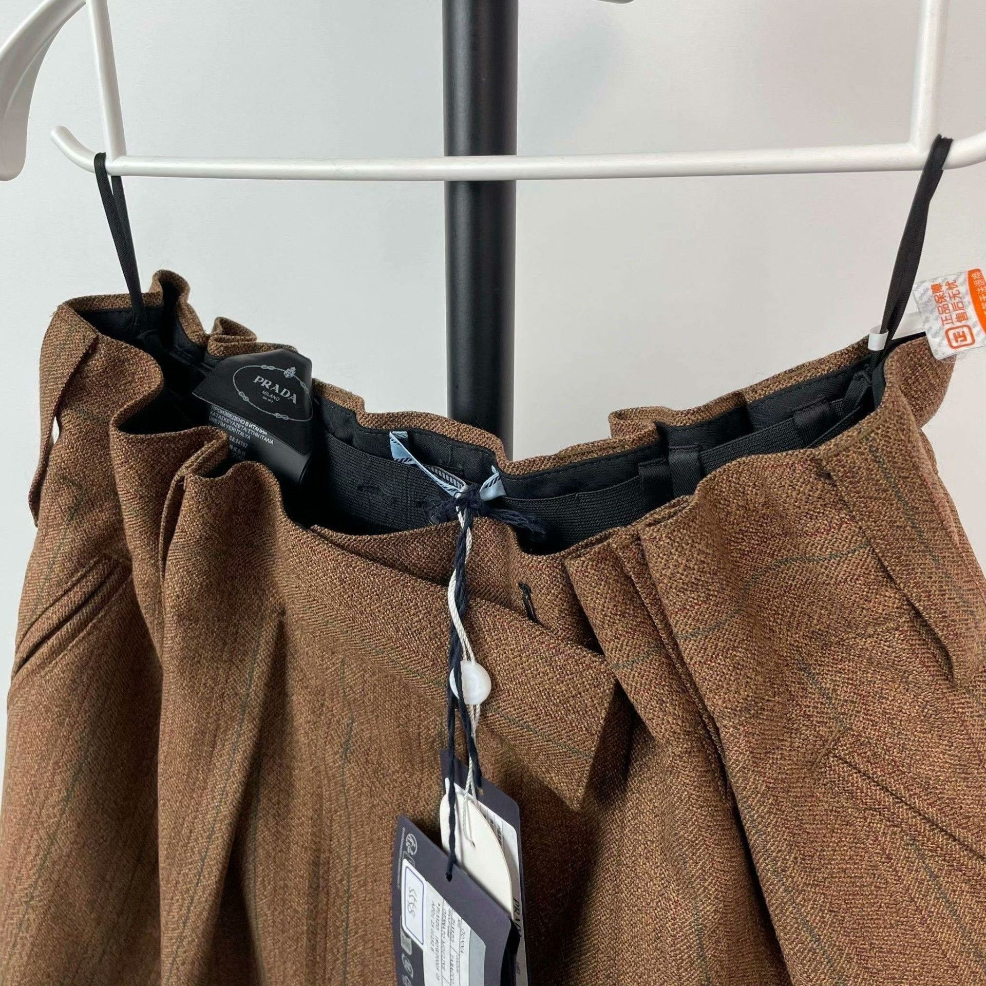 Prada Prada Striped Skirt 40 Women Size 40" / US 18 - 6 Thumbnail