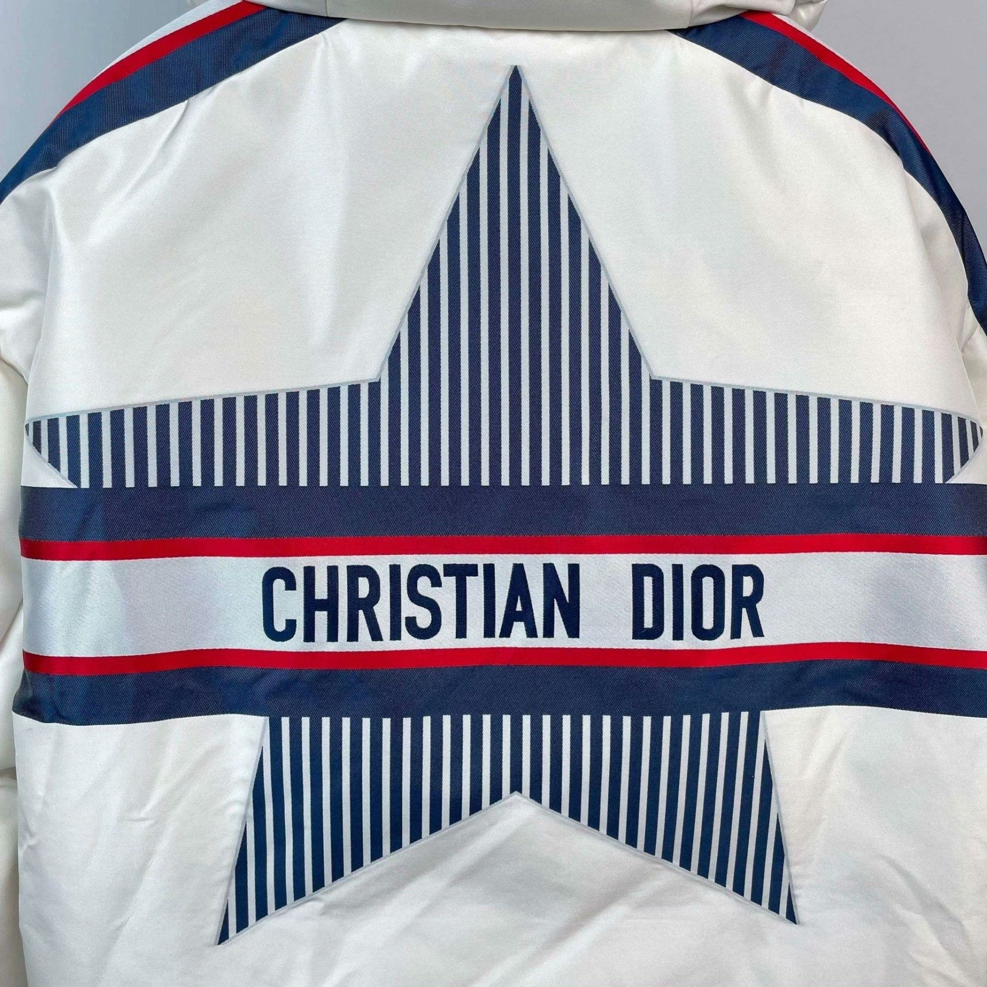 Dior Dior Down Multi Hoodie S Men Size US S / EU 44-46 / 1 - 4 Thumbnail
