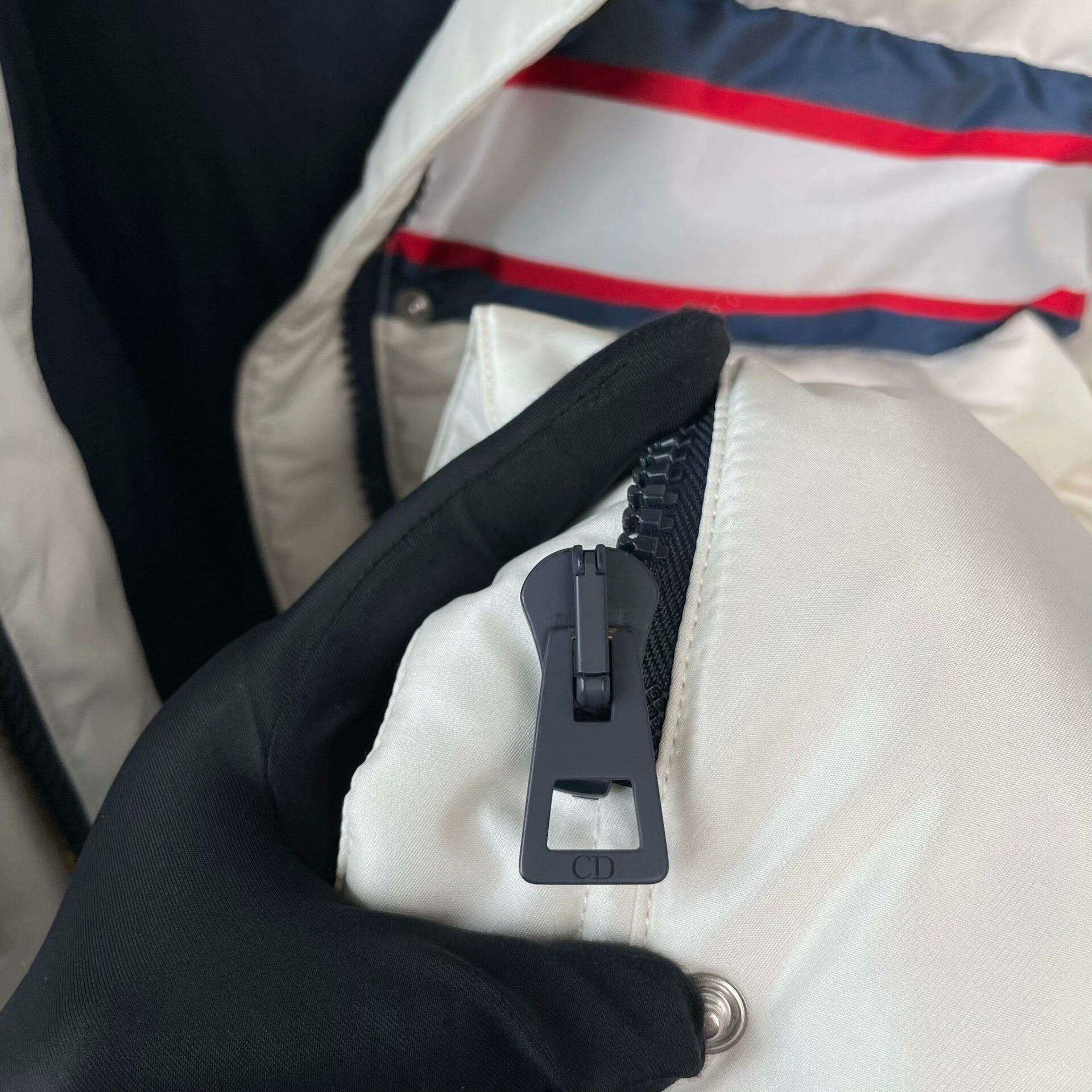 Dior Dior Down Multi Hoodie S Men Size US S / EU 44-46 / 1 - 5 Thumbnail