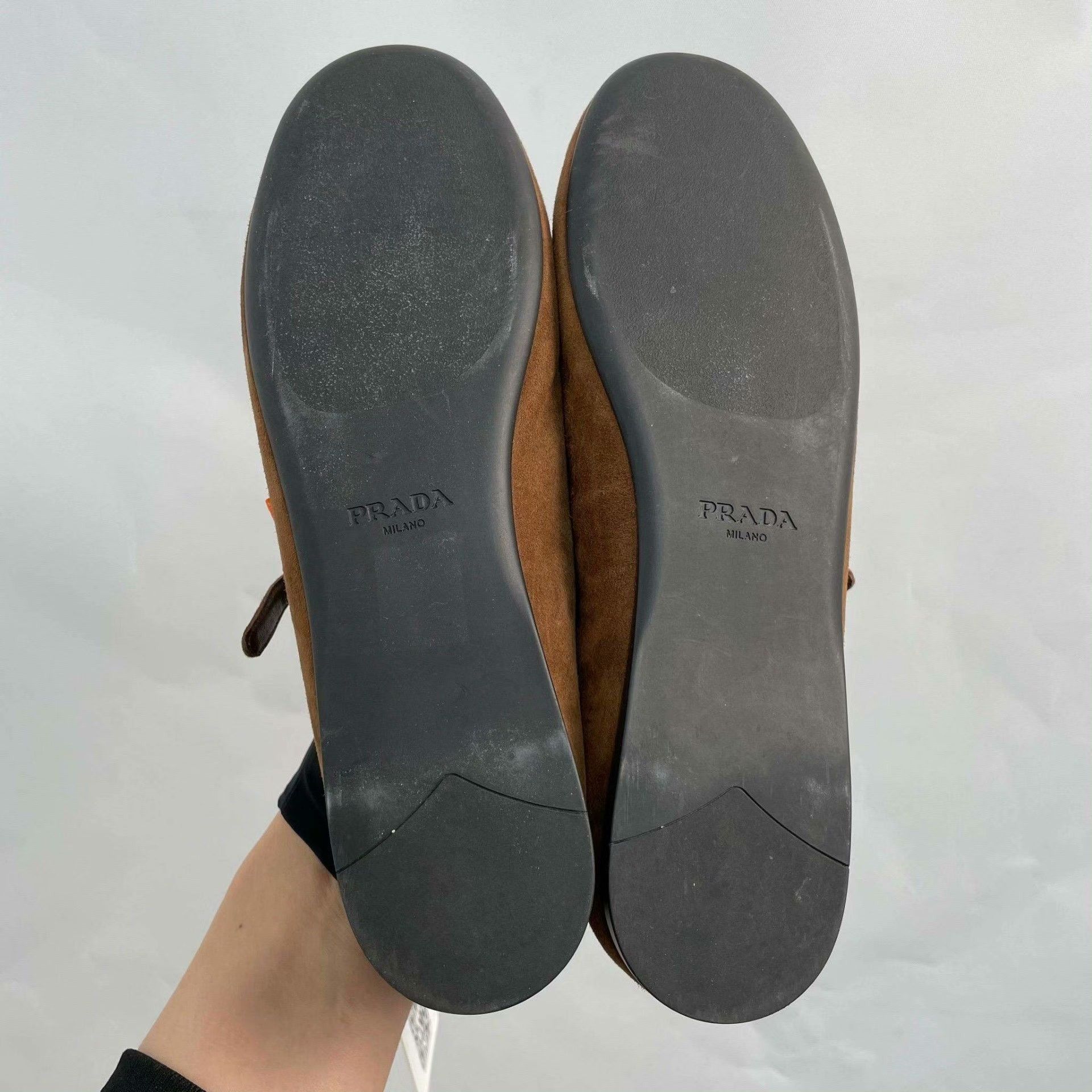 Prada Prada Suede Brown Lowtop Sneakers 37 Women Size US 6.5 / IT 36.5 - 2 Thumbnail