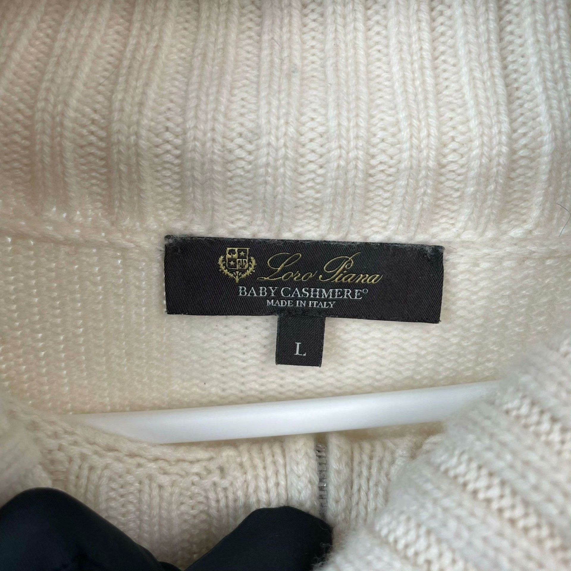 Loro Piana Loro Piana White Item L Women Size M / US 6-8 / IT 42-44 - 3 Thumbnail