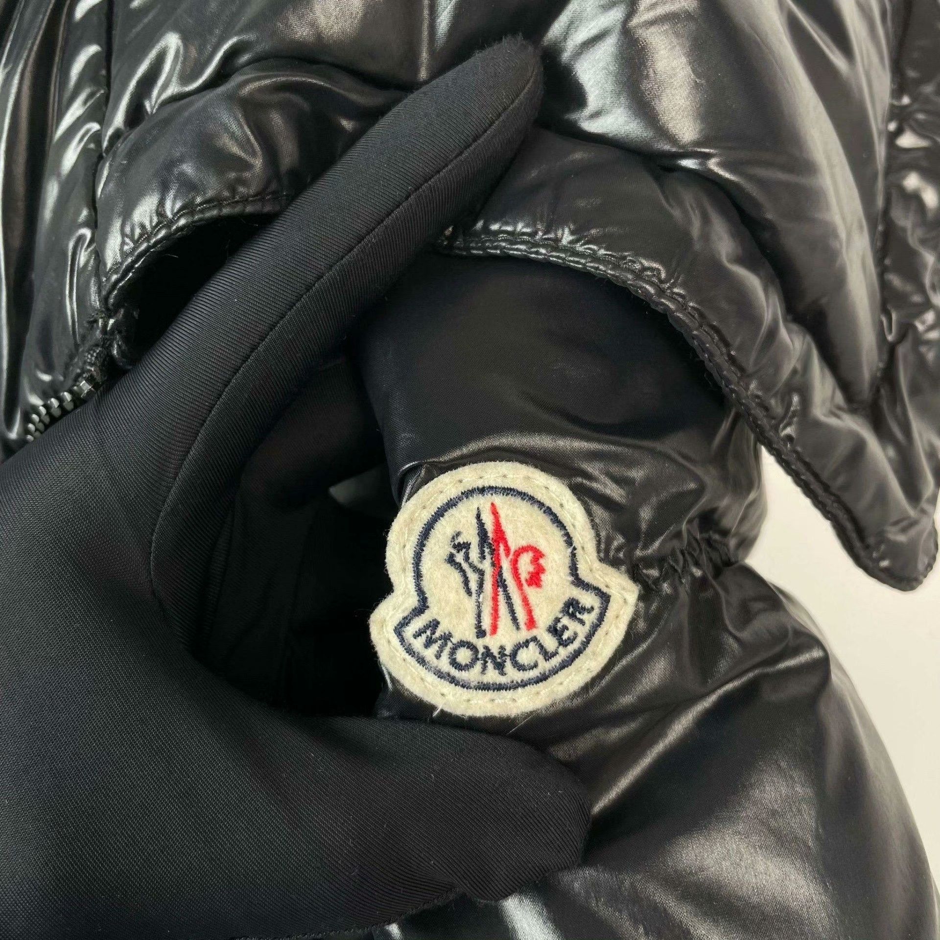 Moncler Moncler Down Black Down Jacket L Women Size L / US 10 / IT 46 - 4 Thumbnail