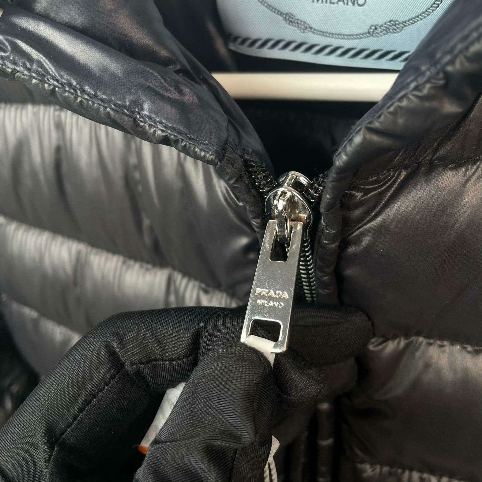 Prada Prada Down Blue Down Jacket M Women Size M / US 6-8 / IT 42-44 - 5 Thumbnail
