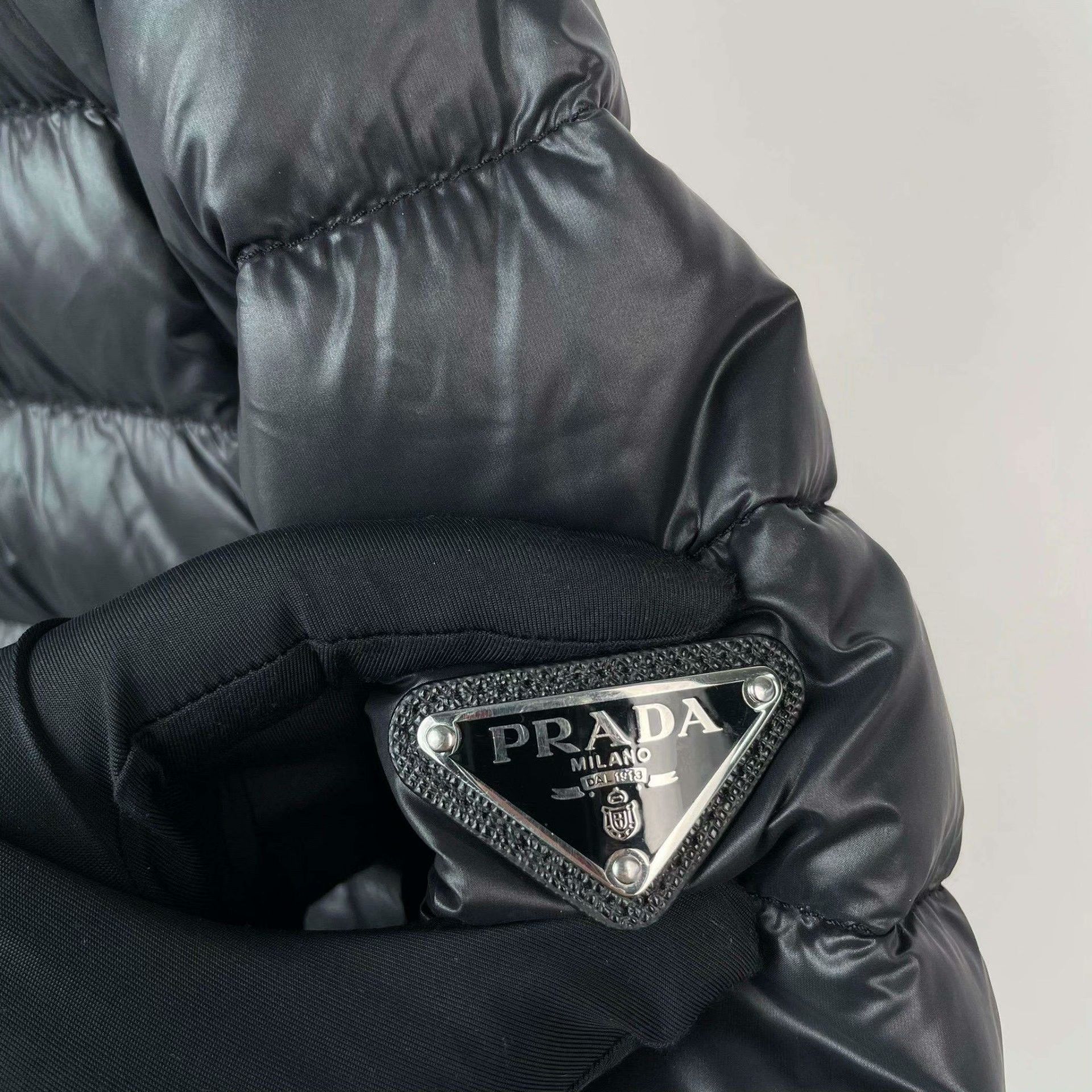 Prada Prada Down Blue Down Jacket M Women Size M / US 6-8 / IT 42-44 - 9 Thumbnail