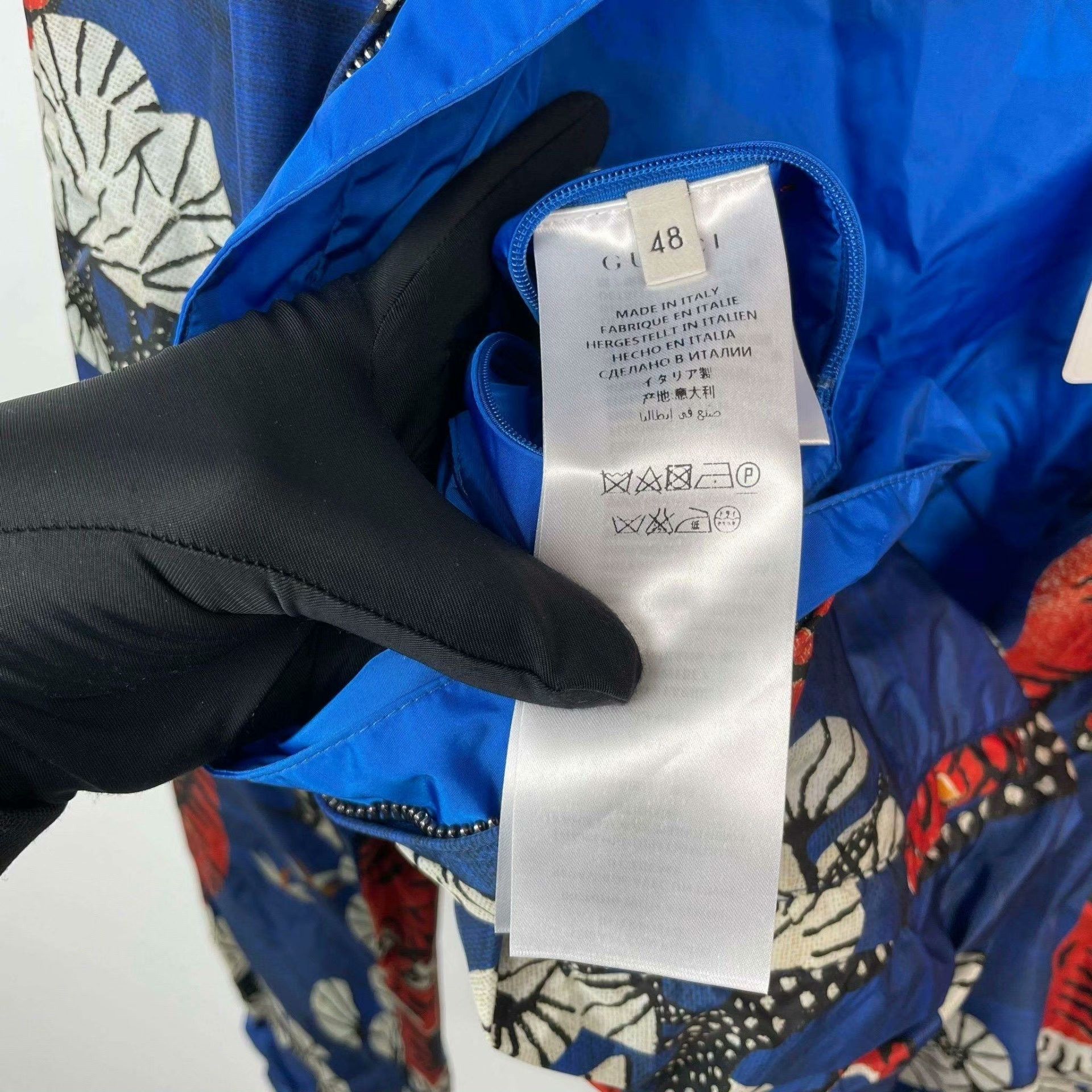 Gucci Gucci Tiger Printed Blue Light Jacket 48 Men Size US XL / EU 56 / 4 - 5 Thumbnail