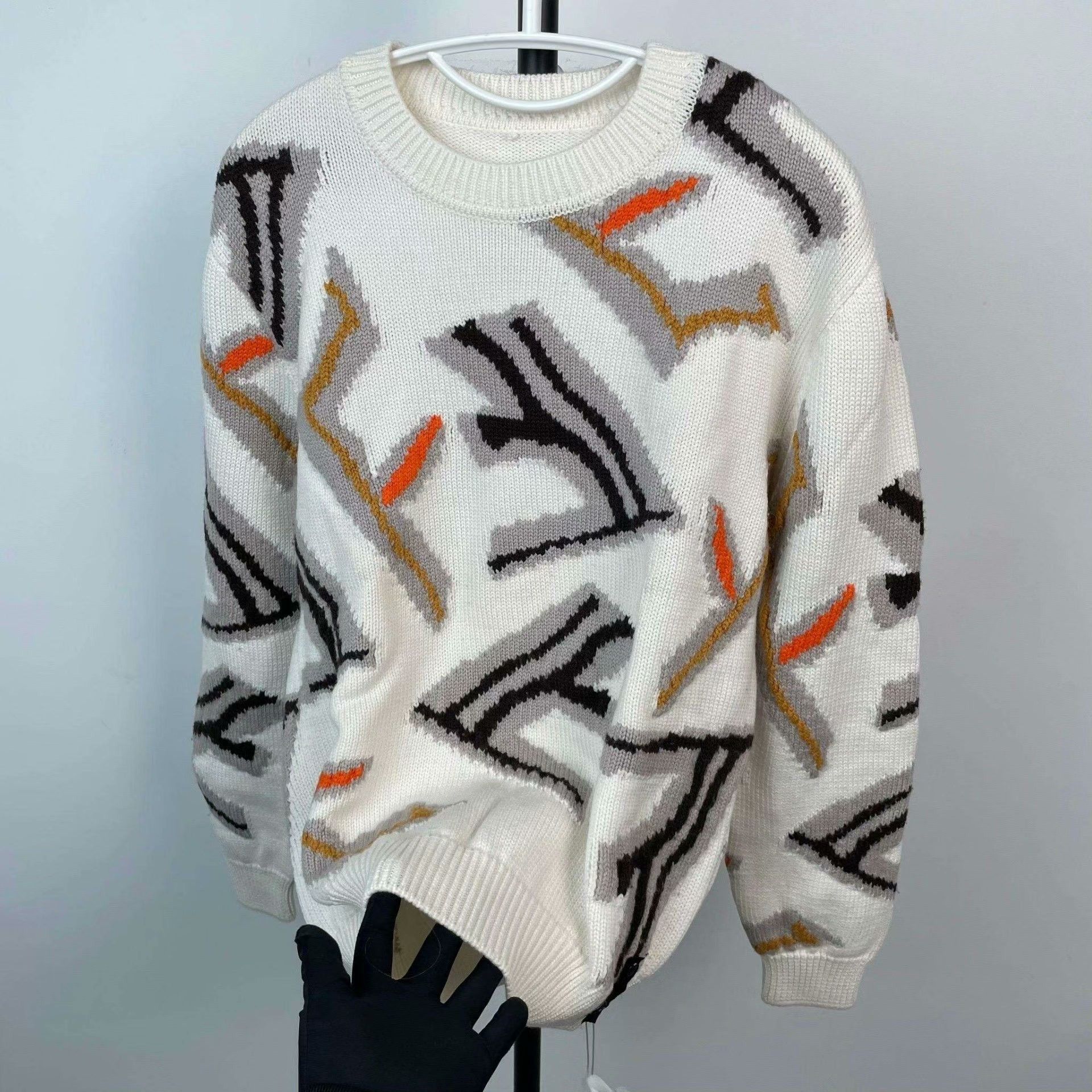 Fendi Fendi Retro Beige Sweater 48 Men Size US XL / EU 56 / 4 - 8 Thumbnail