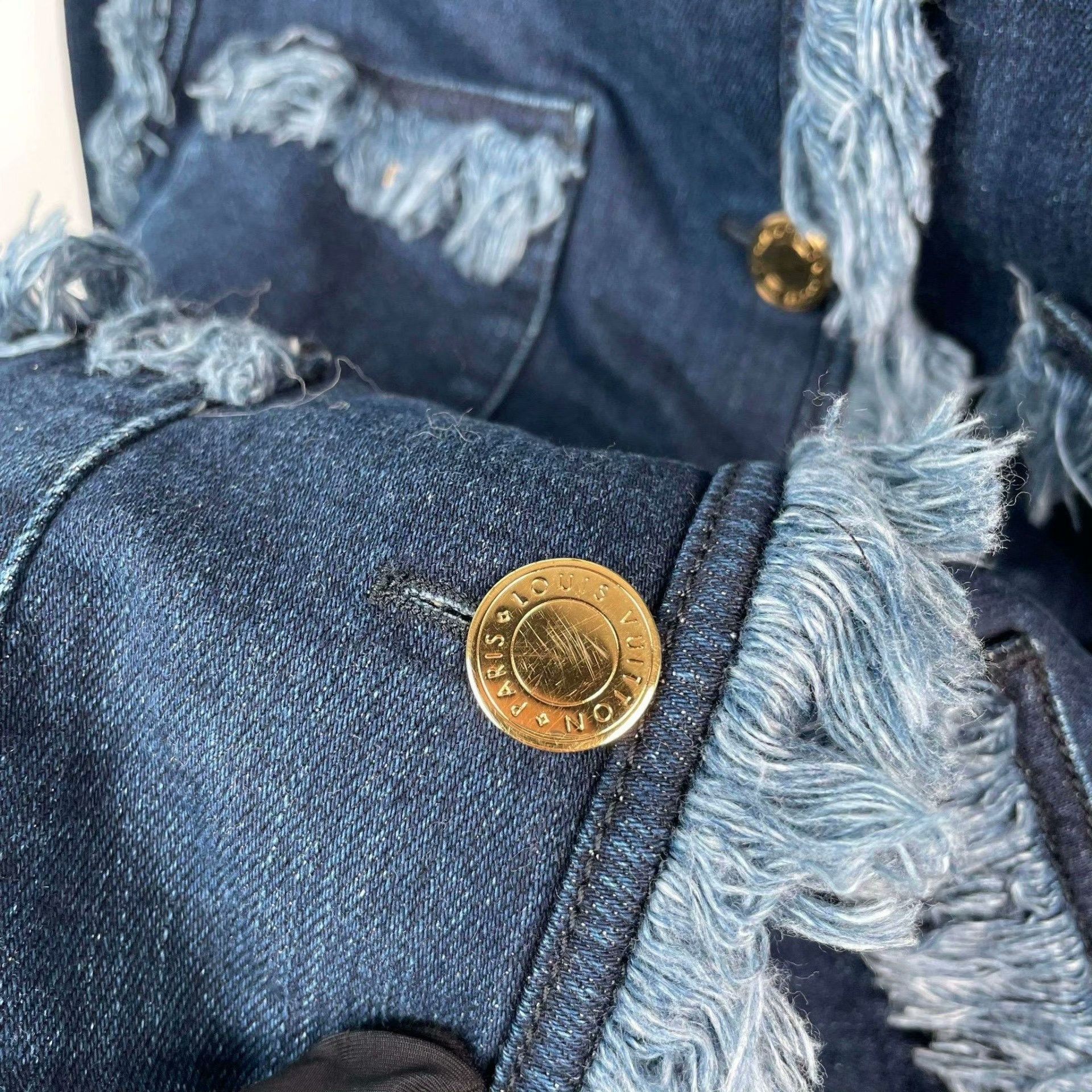 Louis Vuitton Louis Vuitton Denim Blue Jacket 36 Women Size S / US 4 / IT 40 - 7 Thumbnail