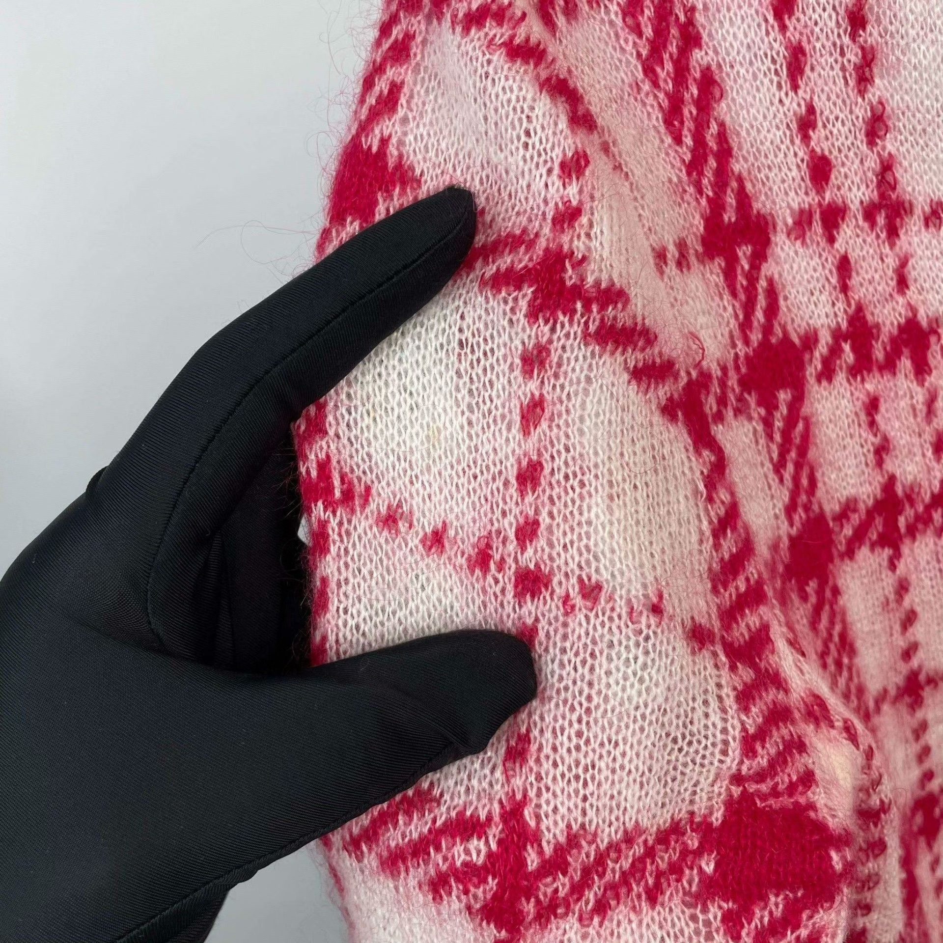 Dior Dior Knit Plaid Red Sweater 38 Women Size S / US 4 / IT 40 - 9 Thumbnail