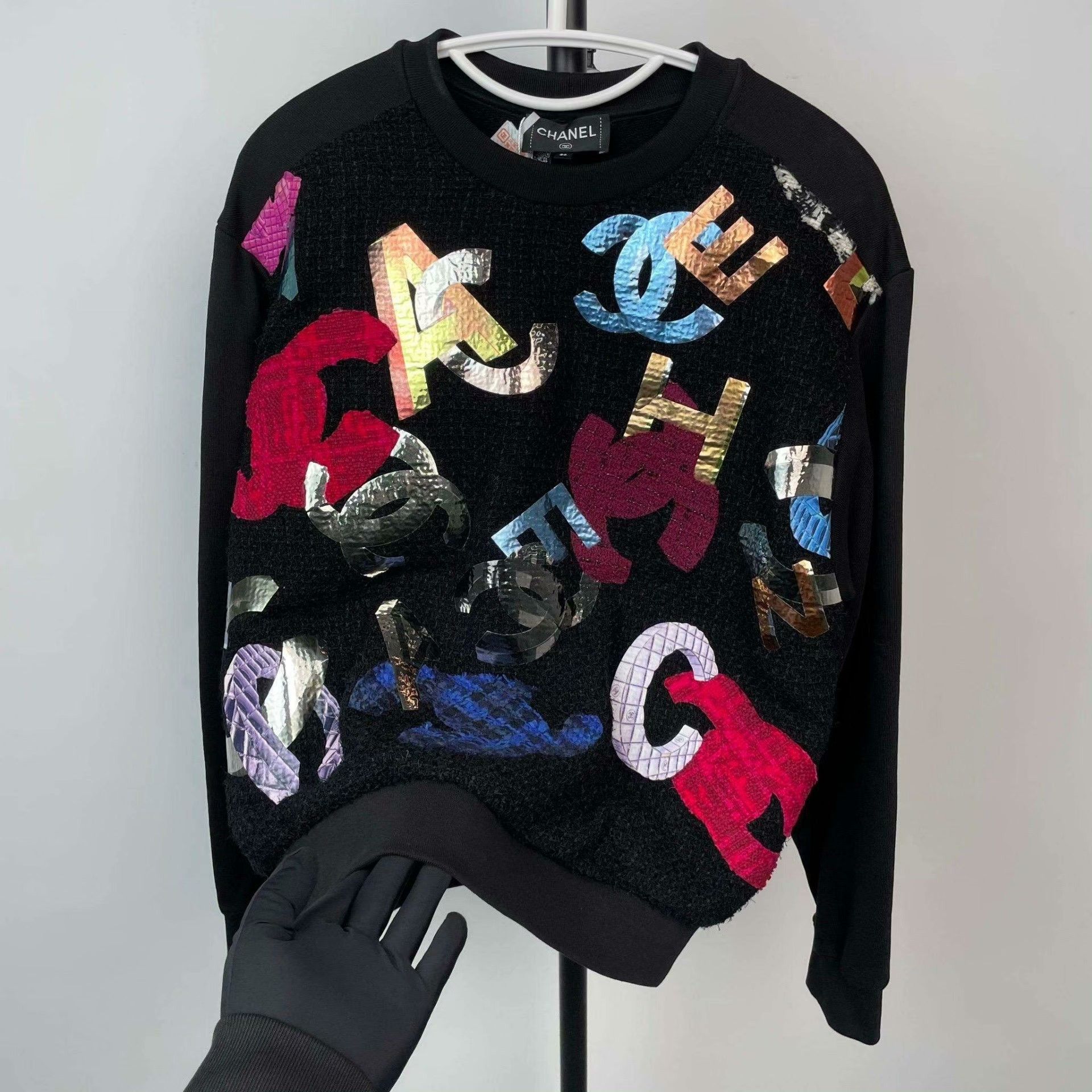 Chanel Chanel Retro Embroidered Multi Hoodie 36 Women Size S / US 4 / IT 40 - 5 Thumbnail