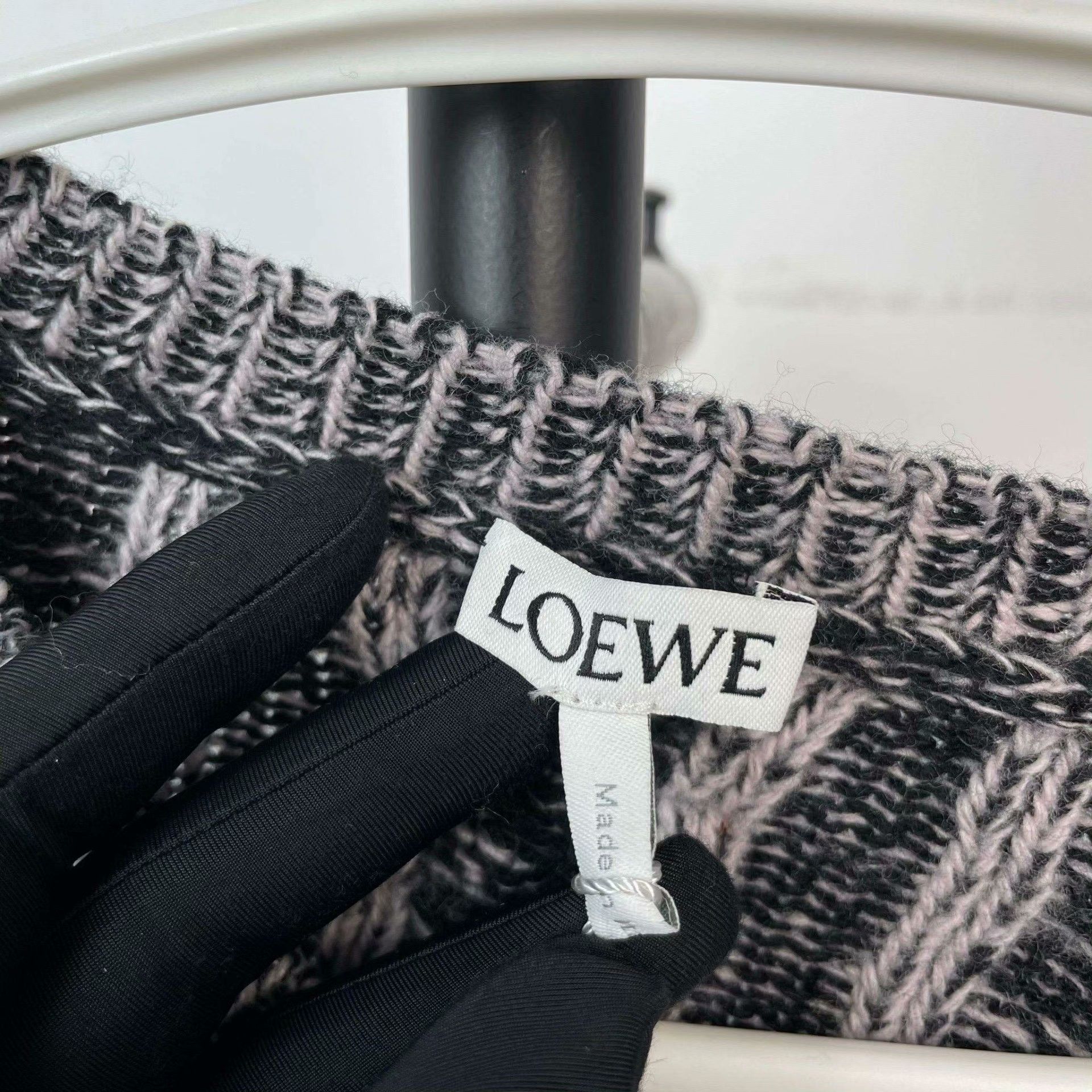 Loewe Loewe Sweater 28 Men Size US XS / EU 42 / 0 - 5 Thumbnail