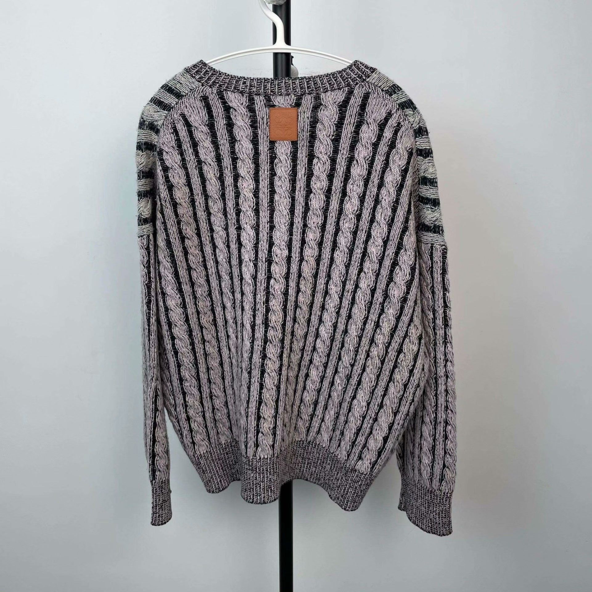 Loewe Loewe Sweater 28 Men Size US XS / EU 42 / 0 - 2 Thumbnail