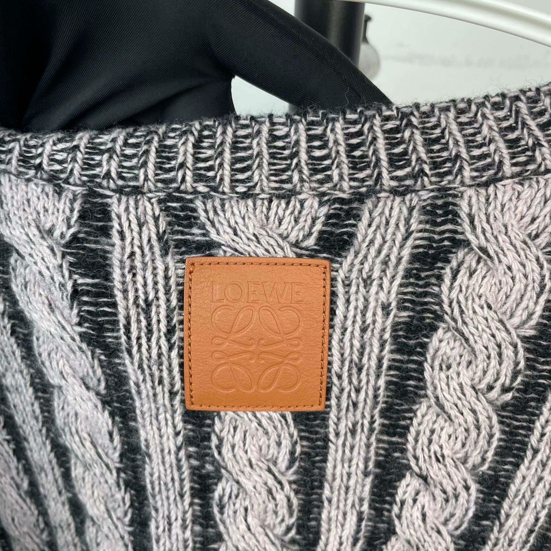 Loewe Loewe Sweater 28 Men Size US XS / EU 42 / 0 - 4 Thumbnail
