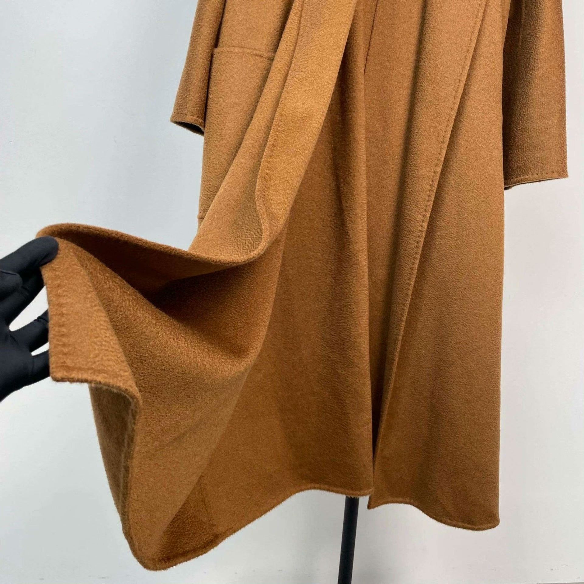 Max Mara Max Mara Brown Light Jacket 38 Men Size US S / EU 44-46 / 1 - 3 Thumbnail