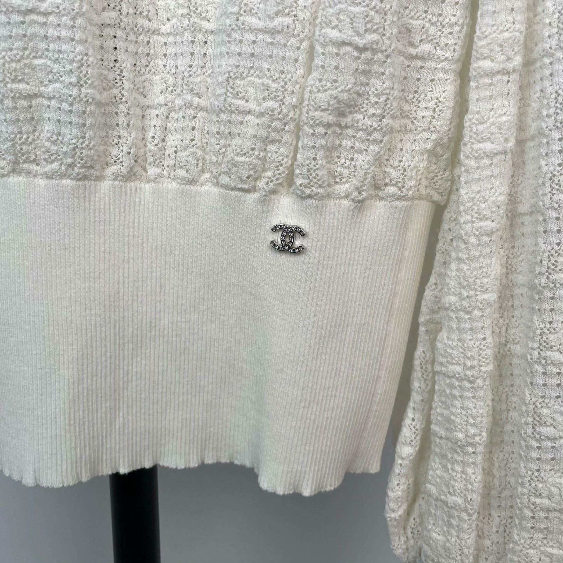 Chanel Chanel Knit Sweater 36 Women Size S / US 4 / IT 40 - 3 Thumbnail
