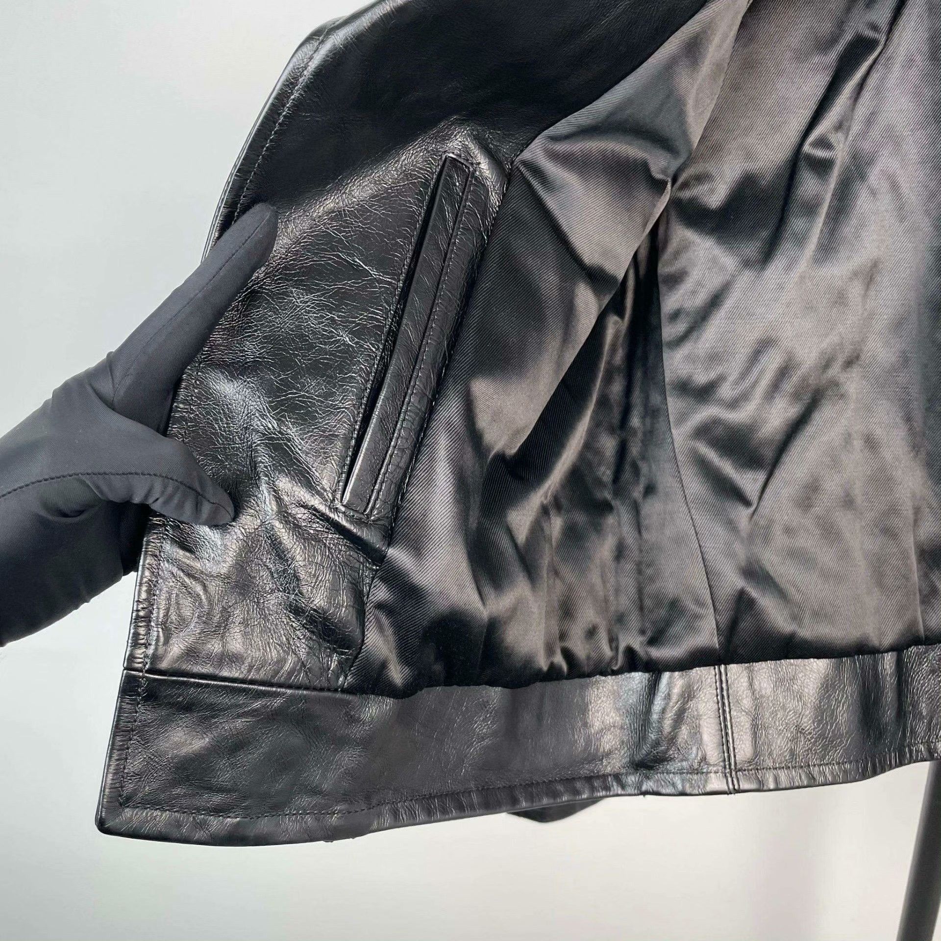 Saint Laurent Paris Saint Laurent Paris Leather Black Leather Jacket M Women Size M / US 6-8 / IT 42-44 - 8 Thumbnail