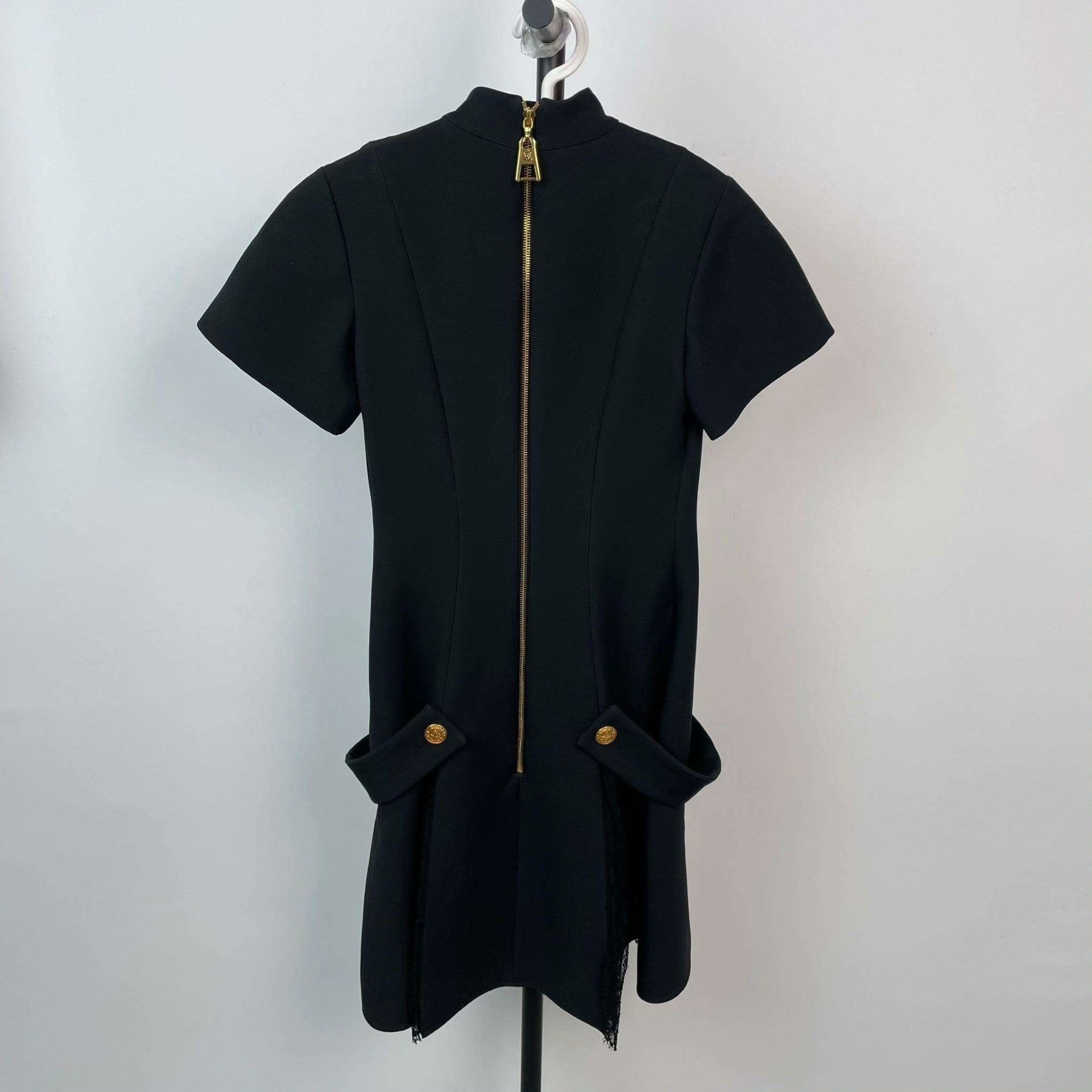 Louis Vuitton Louis Vuitton Wool Black Dress 34 Women Size XS / US 0-2 / IT 36-38 - 2 Thumbnail