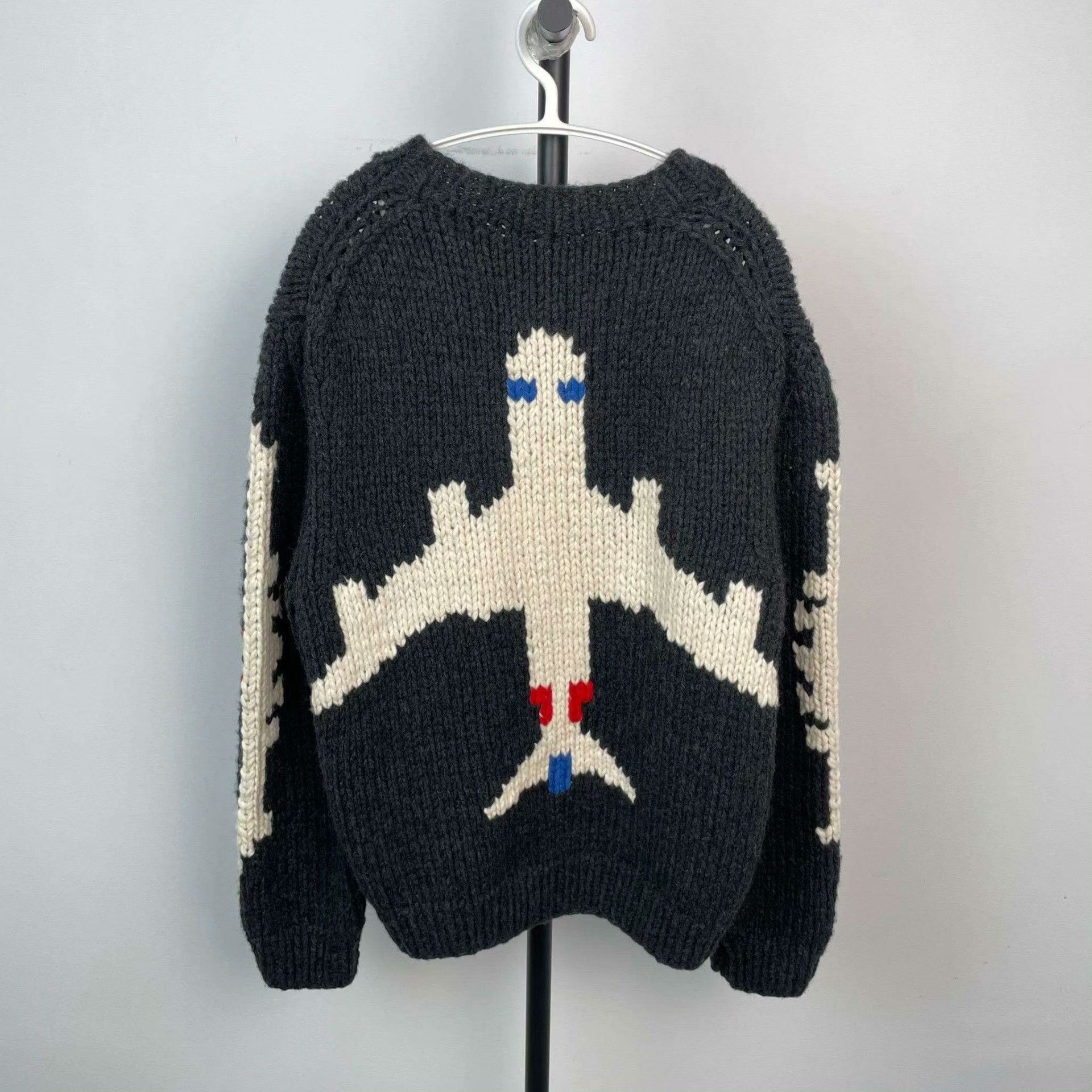 Louis Vuitton Louis Vuitton Knit Gray Sweater M Men Size US M / EU 48-50 / 2 - 2 Thumbnail